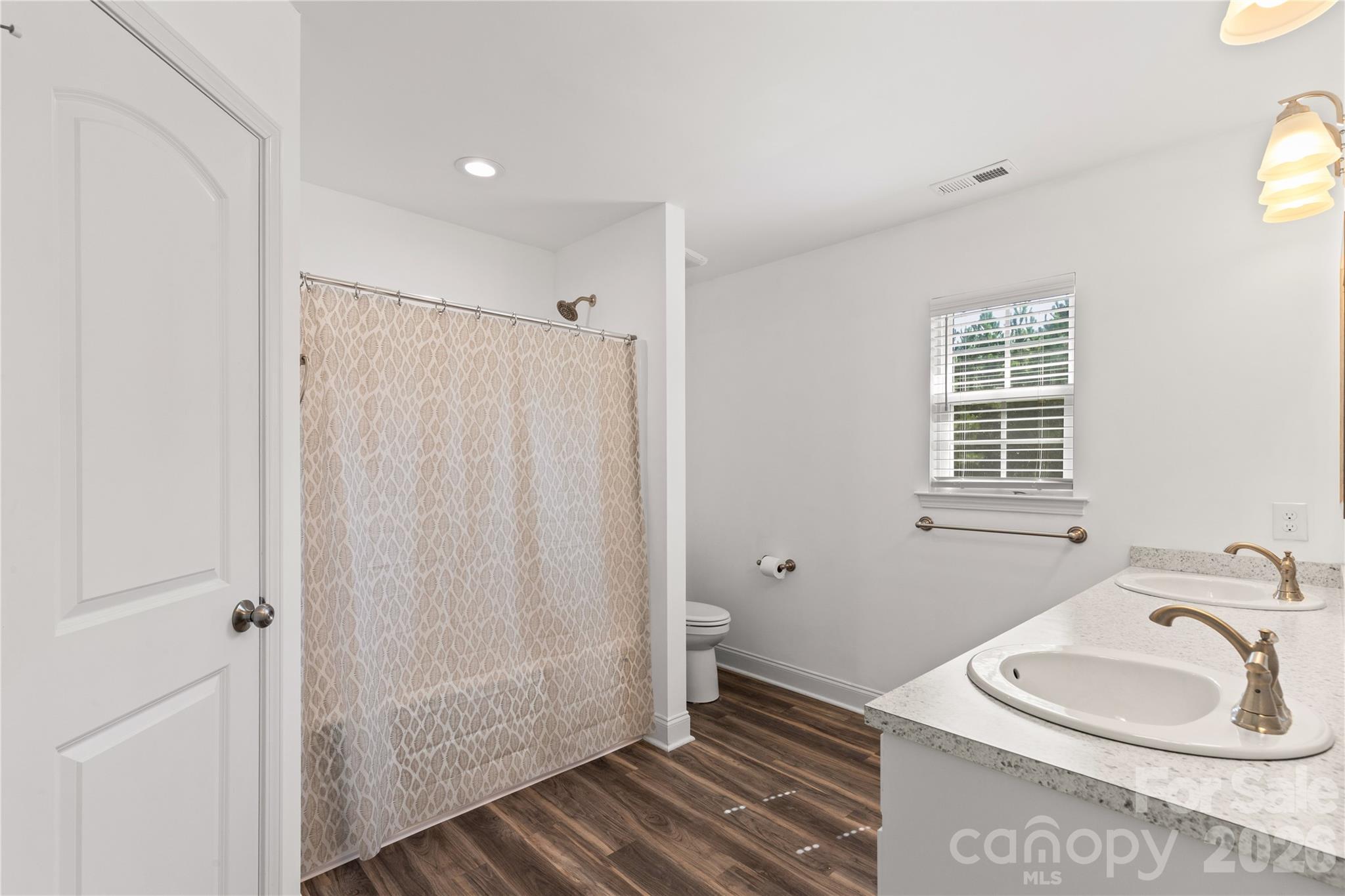 6407 Hunting Creek Road — Lancaster