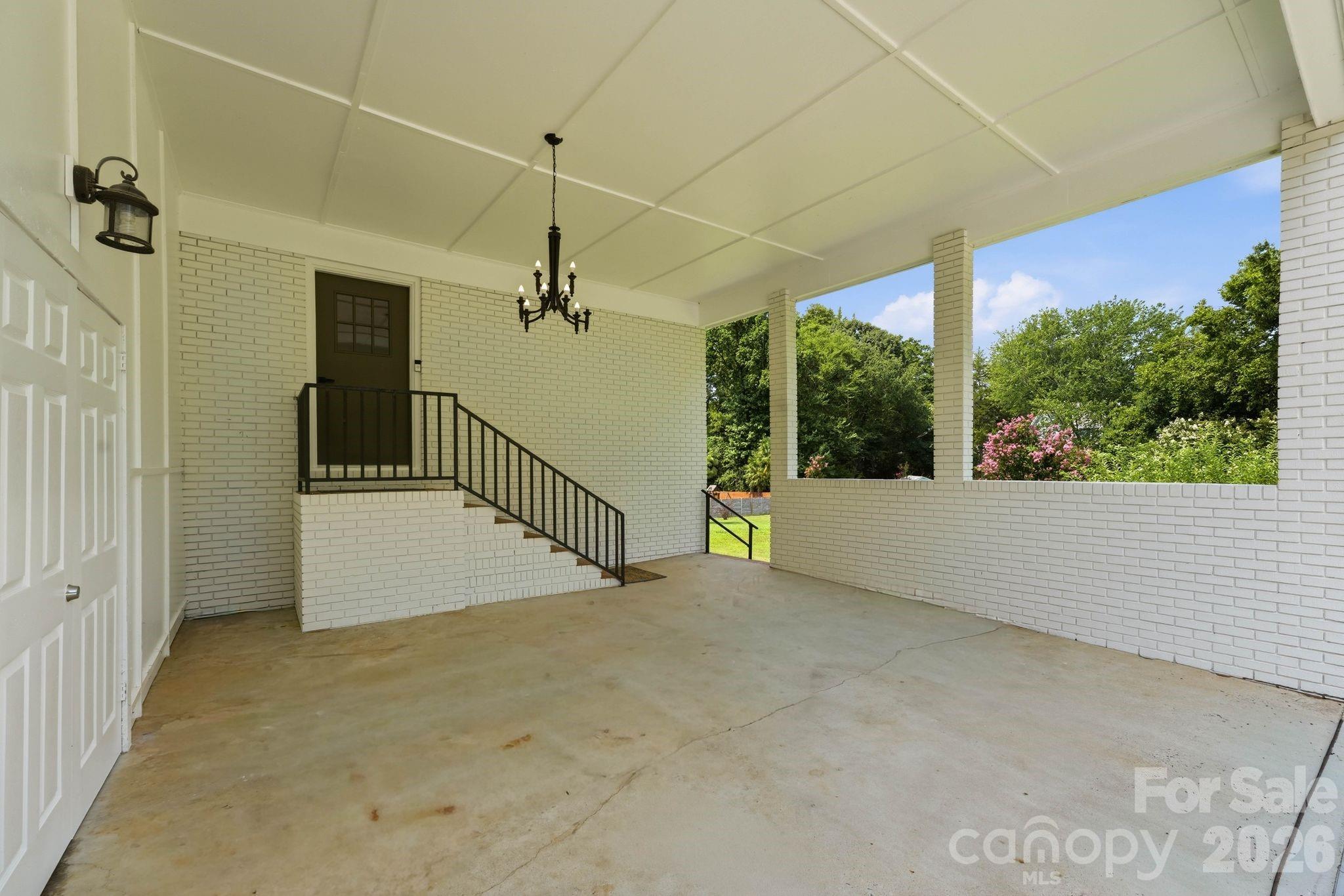 19924 Floral Lane — Cornelius