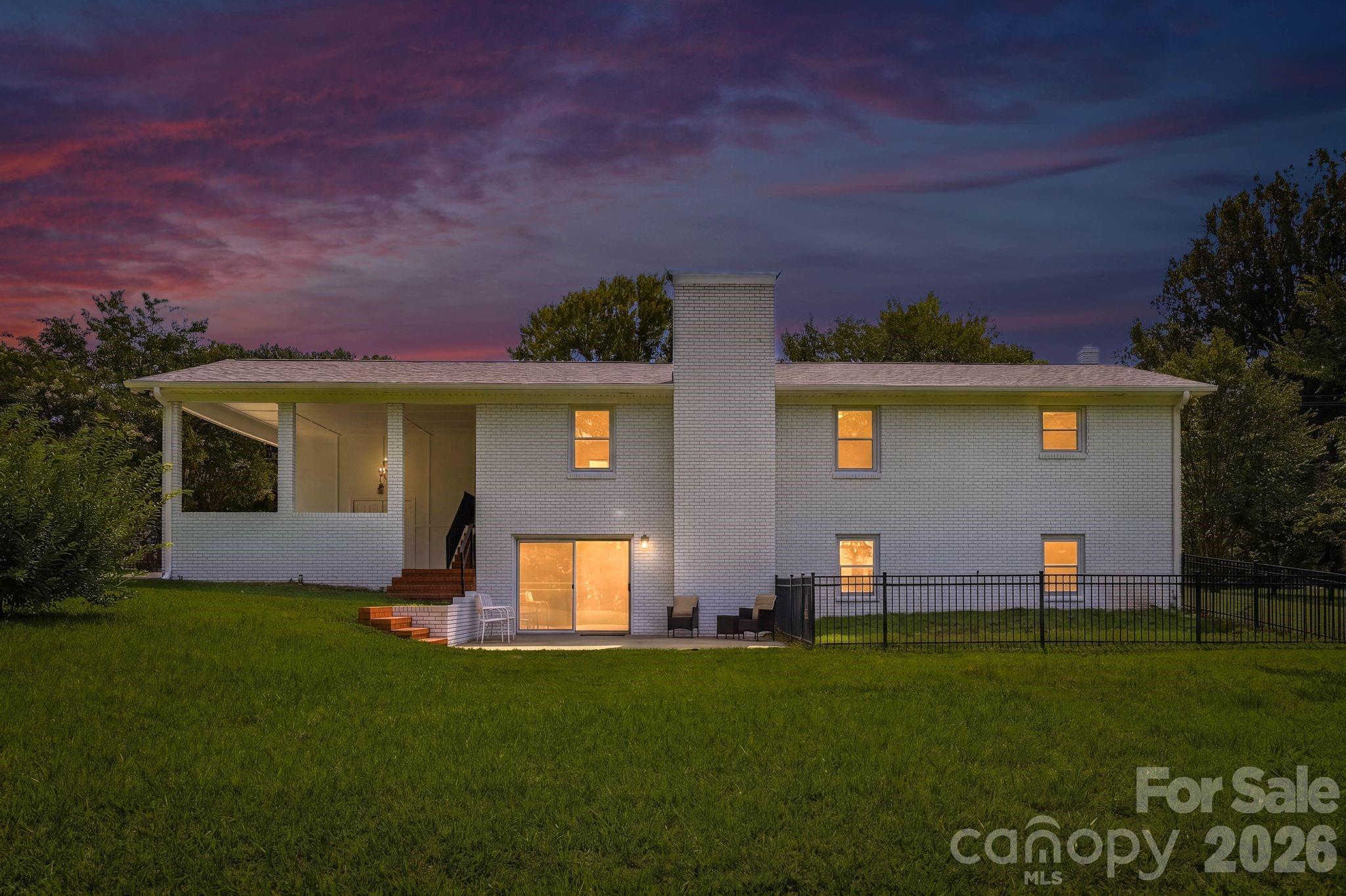 19924 Floral Lane — Cornelius