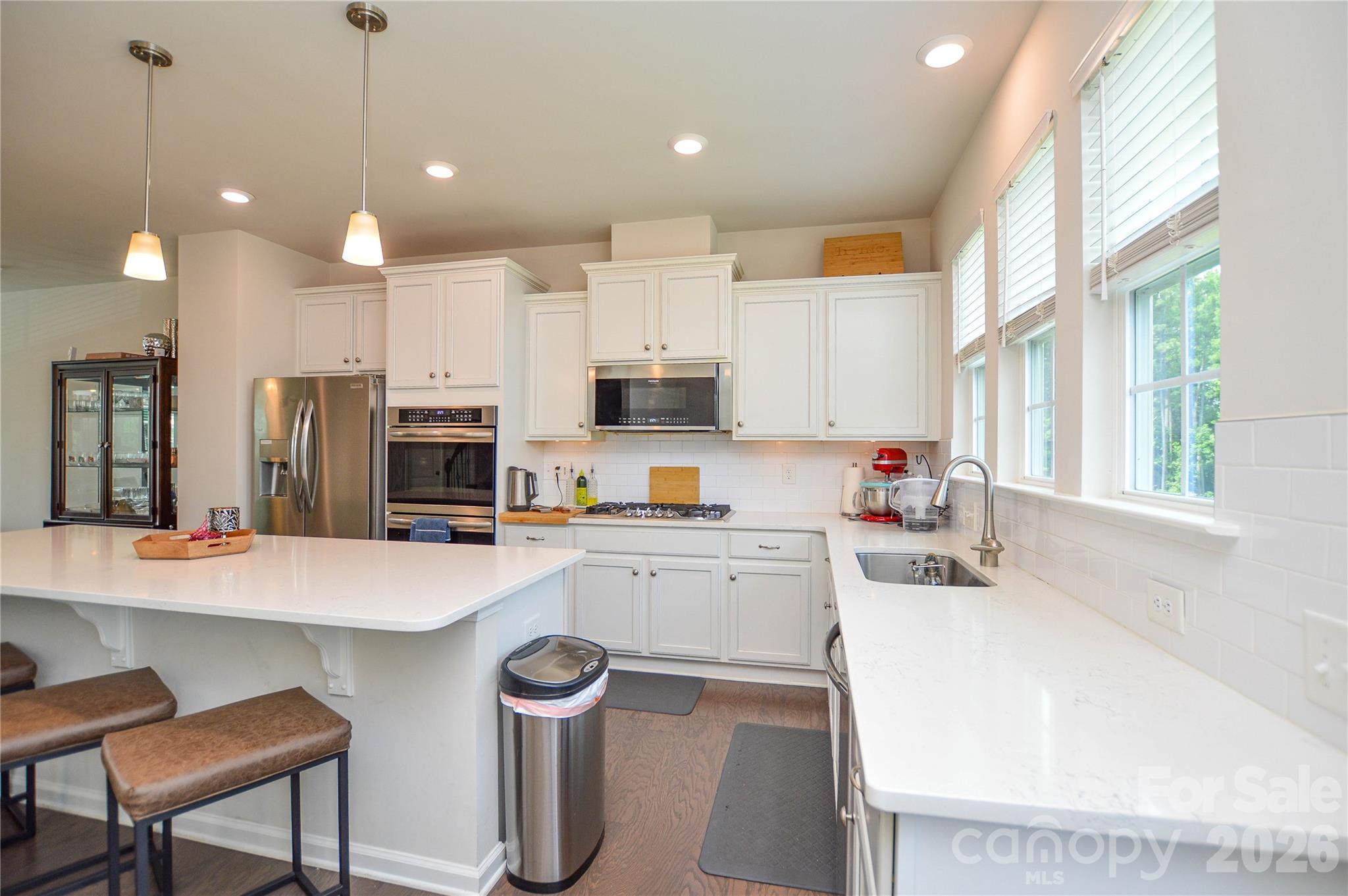 12104 Ardrey Park Drive — Charlotte