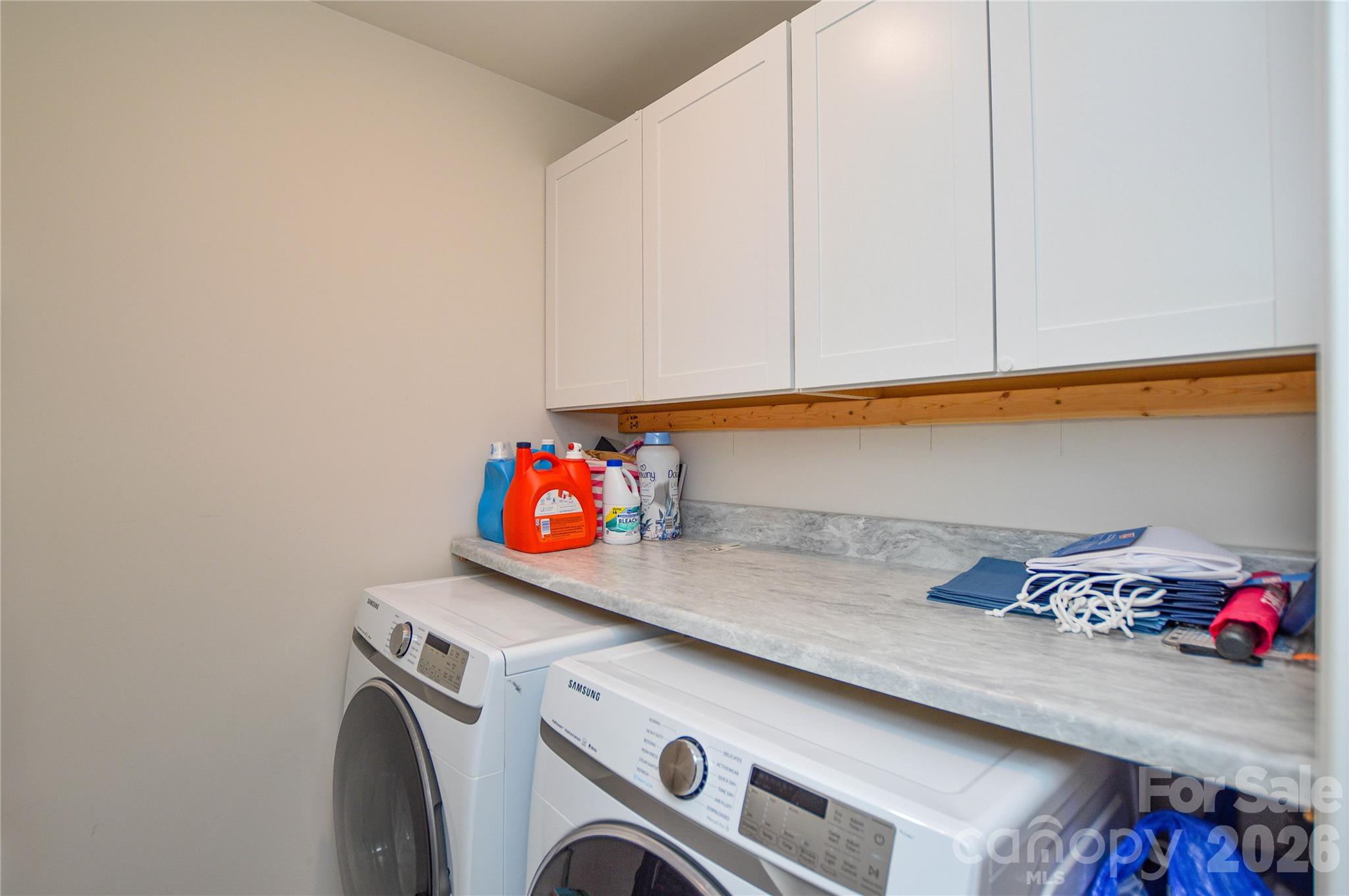 12104 Ardrey Park Drive — Charlotte