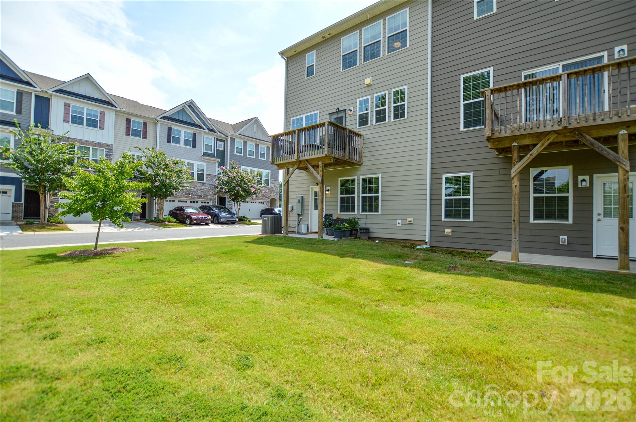 12104 Ardrey Park Drive — Charlotte