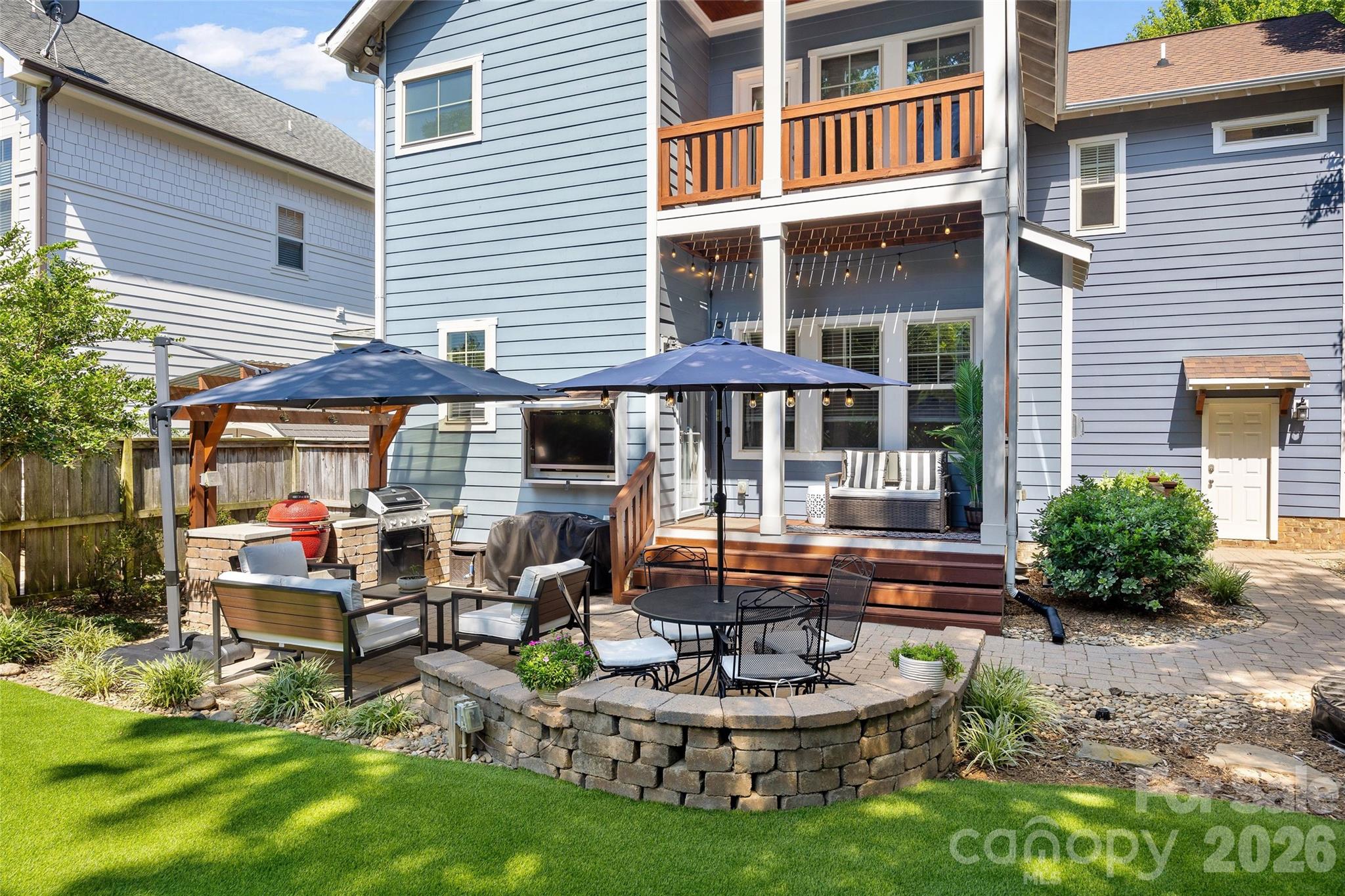 3404 Holt Street — Charlotte