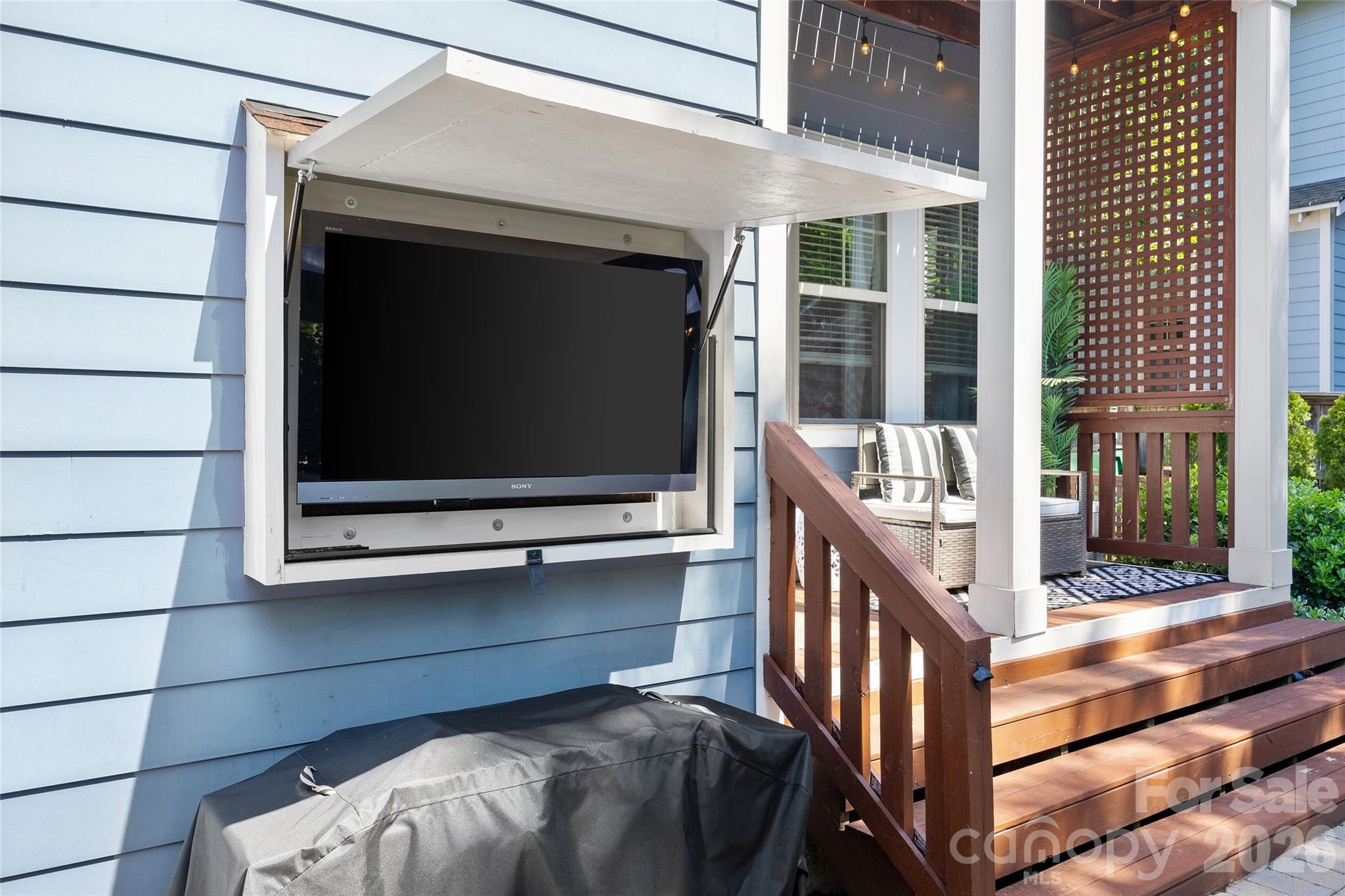 3404 Holt Street — Charlotte