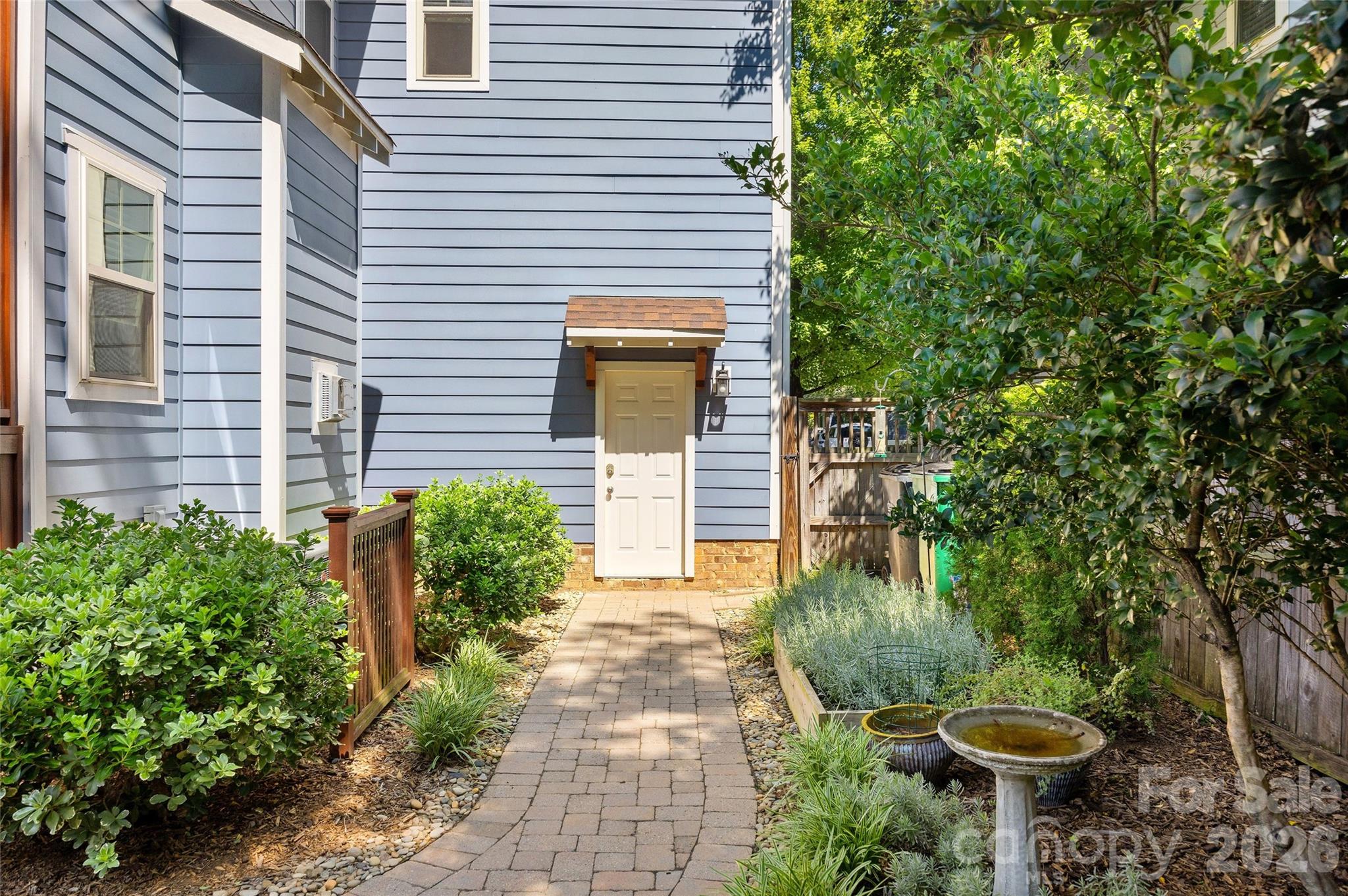 3404 Holt Street — Charlotte