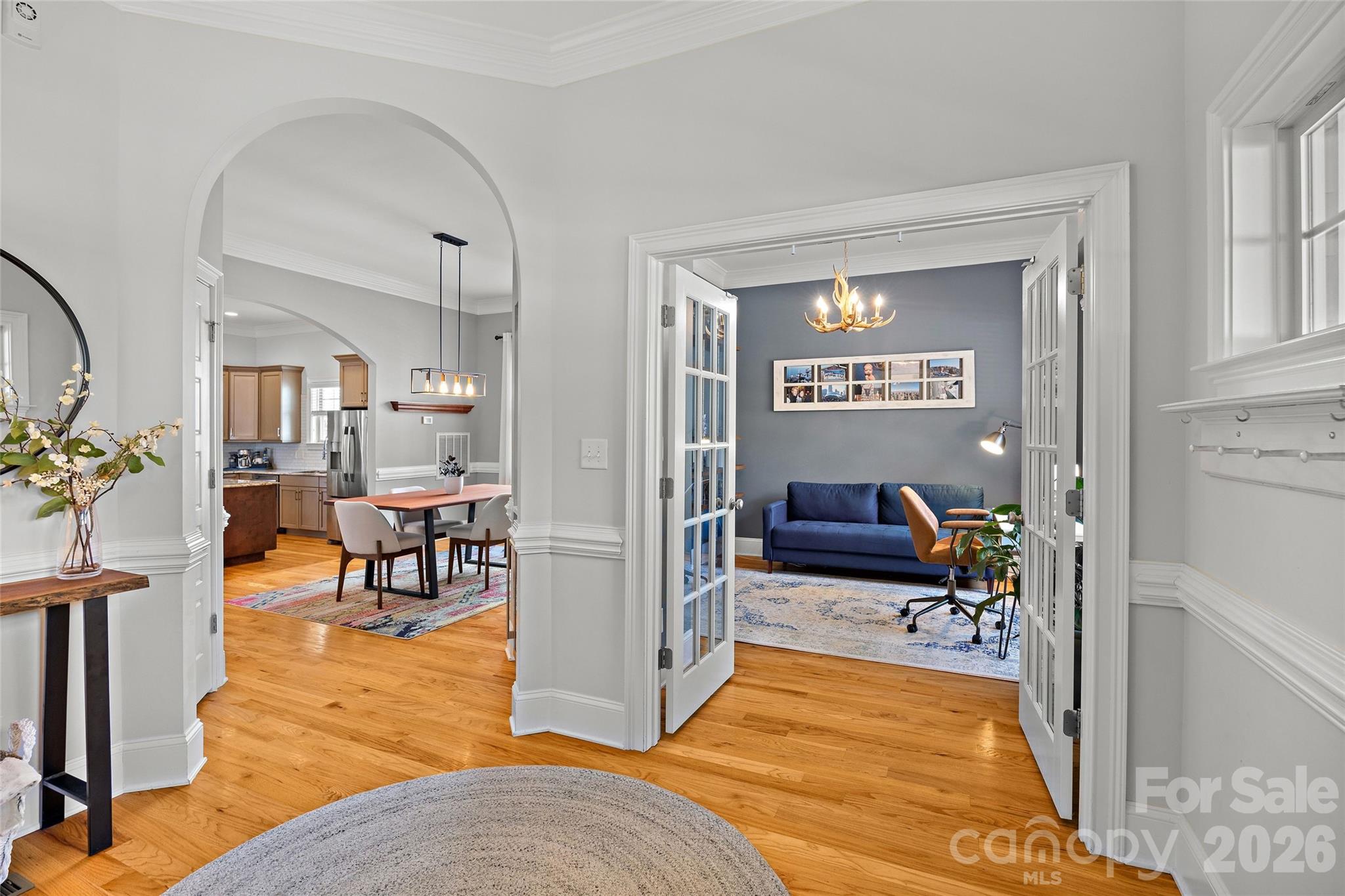 3404 Holt Street — Charlotte