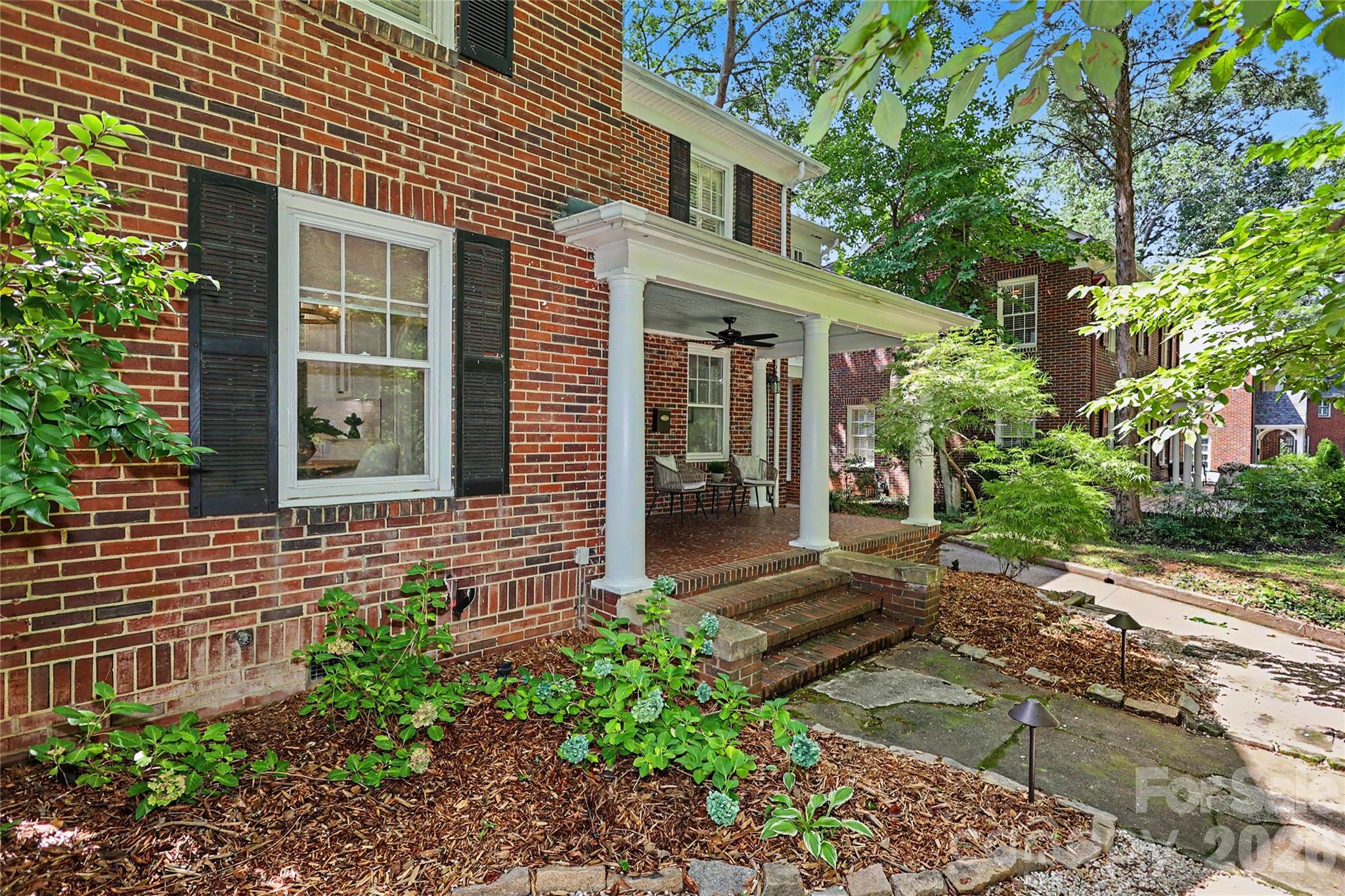 1620 Dilworth Road E — Charlotte