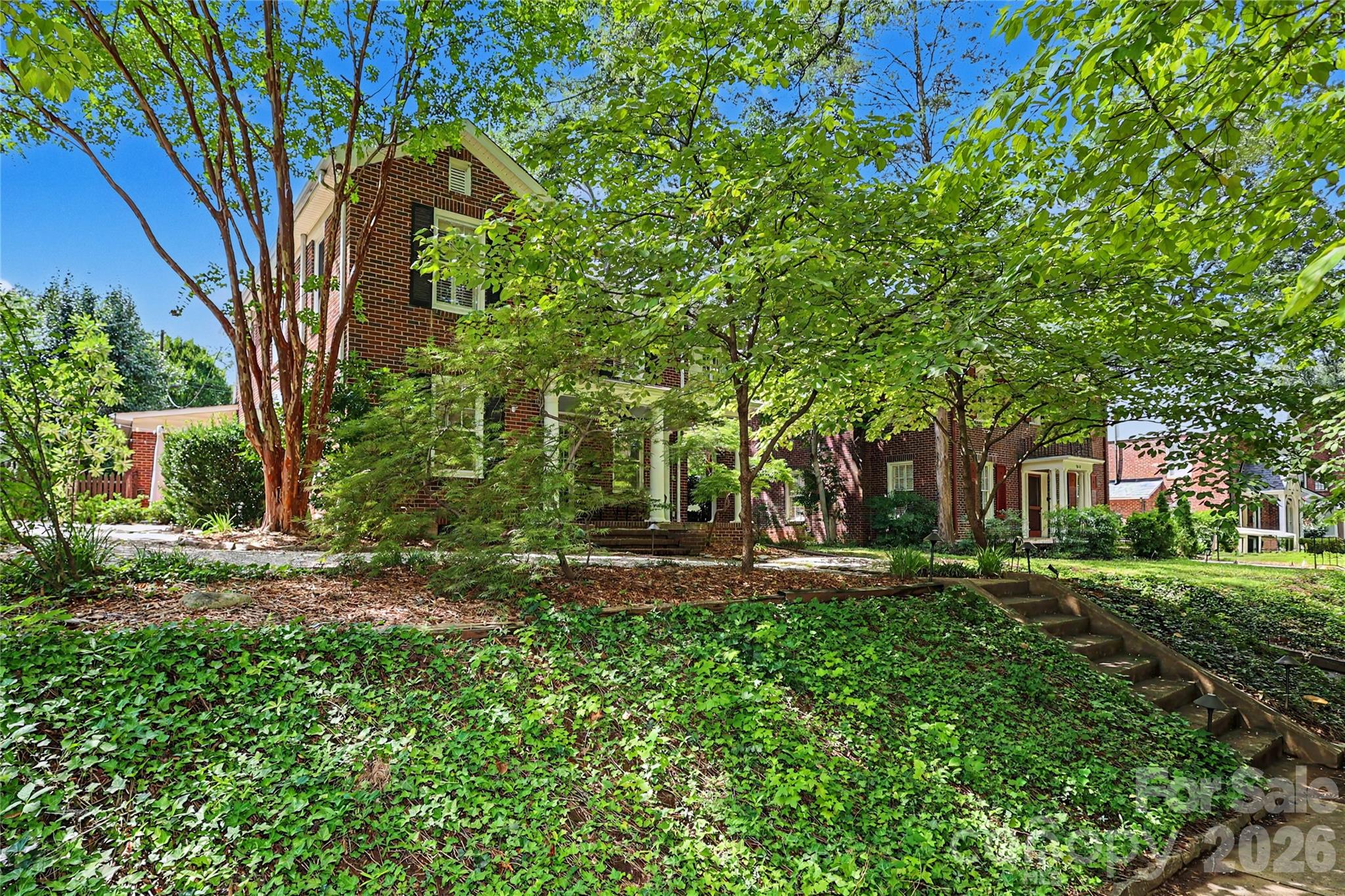 1620 Dilworth Road E — Charlotte
