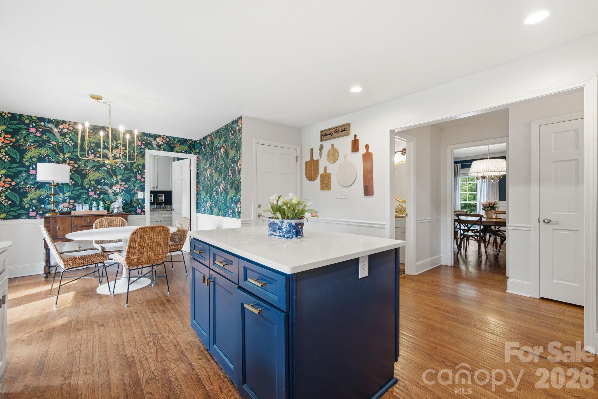 718 Ashmeade Road — Charlotte