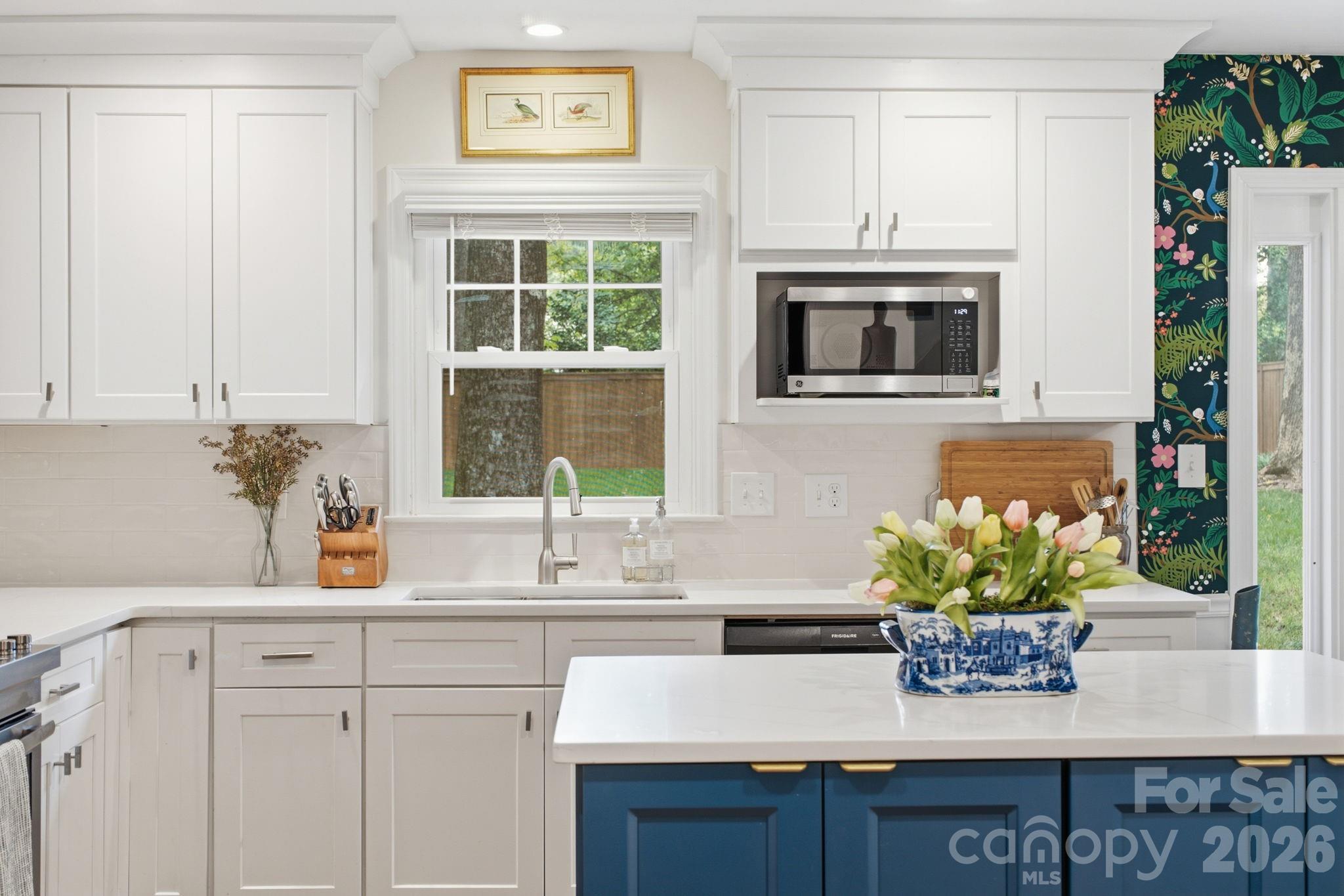 718 Ashmeade Road — Charlotte