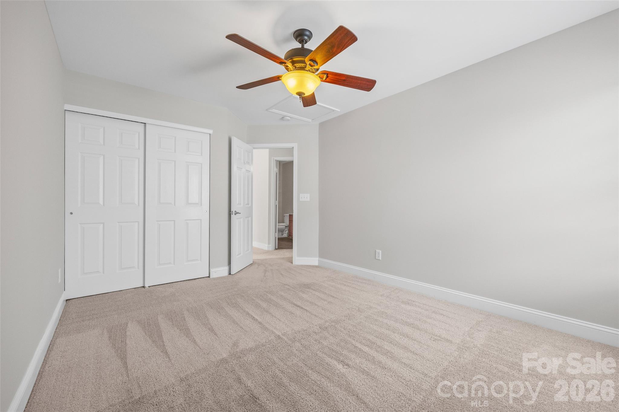 9513 Seamill Road — Charlotte