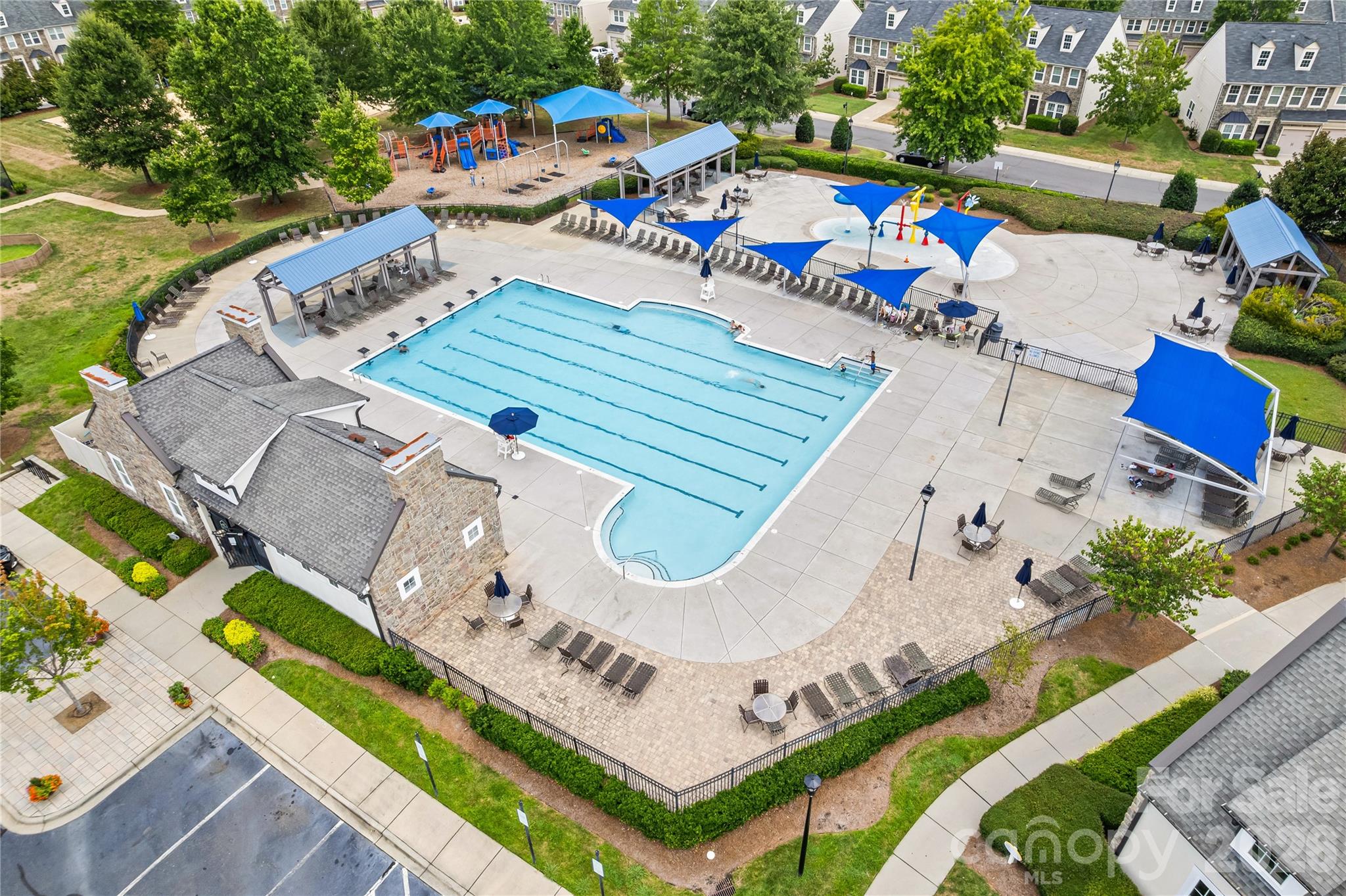 9513 Seamill Road — Charlotte