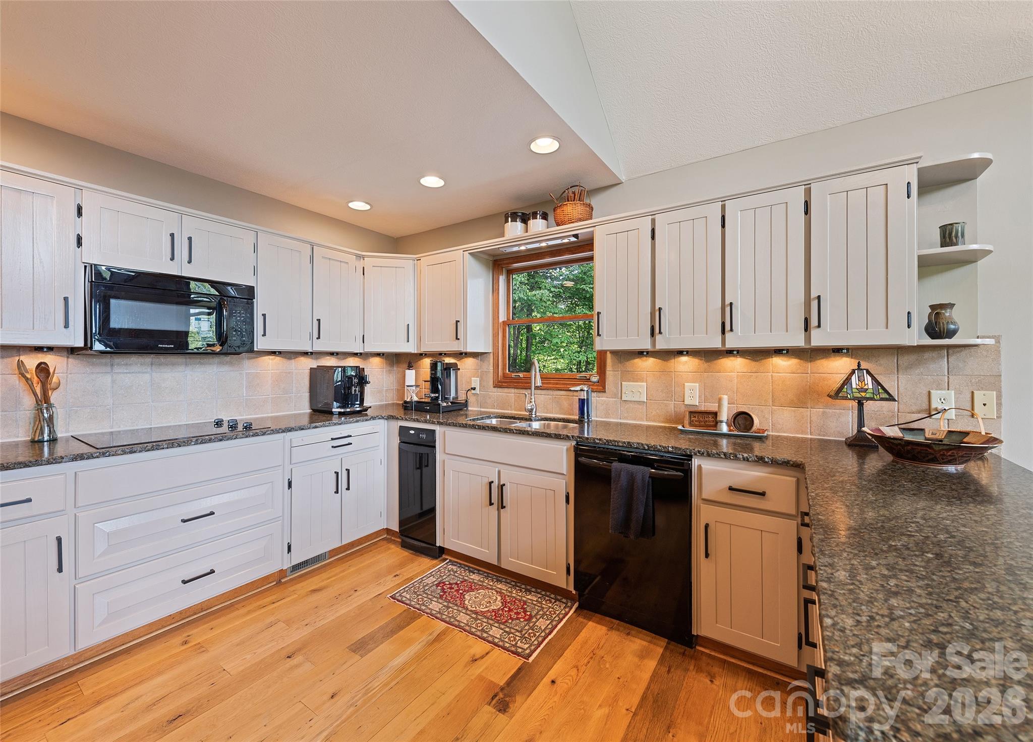 509 Deer Creek Trail — Maggie Valley