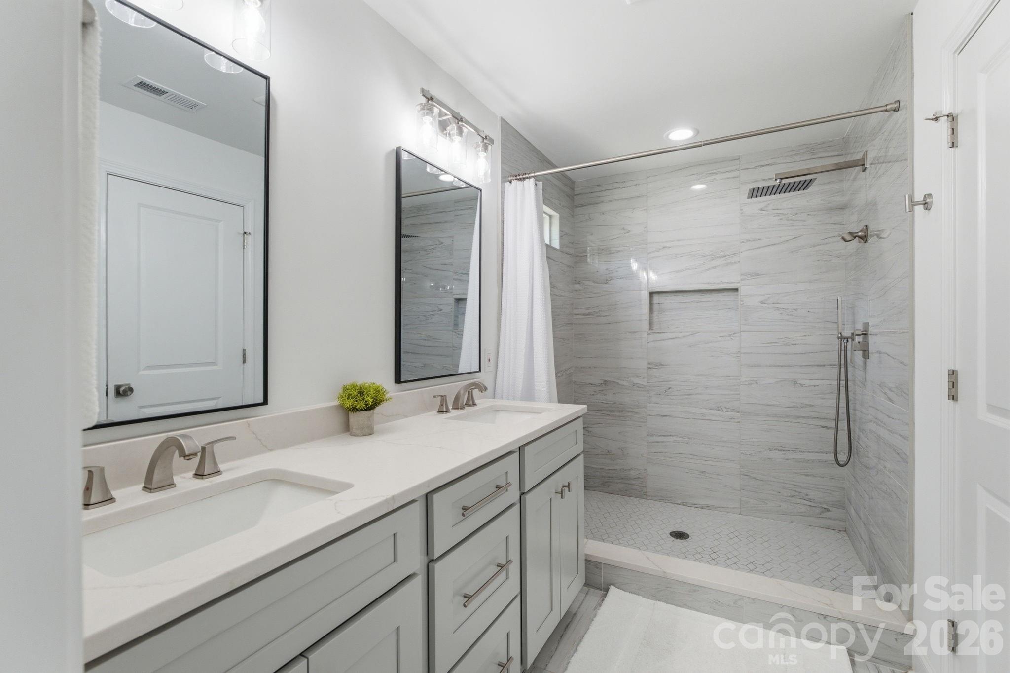 2639 Englehardt Street — Charlotte