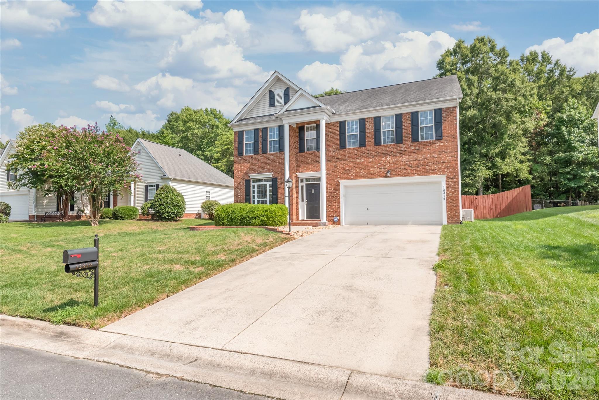 12319 Silveroak Lane — Charlotte