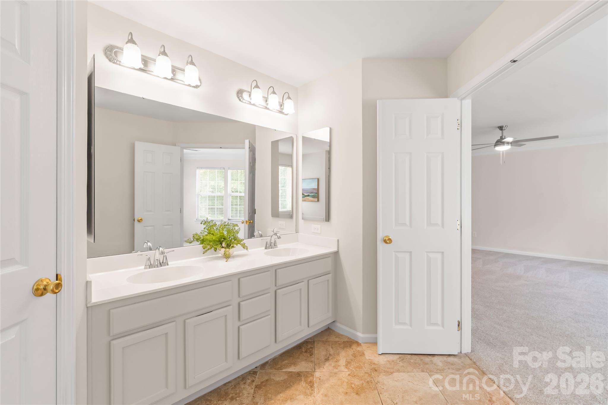 12319 Silveroak Lane — Charlotte