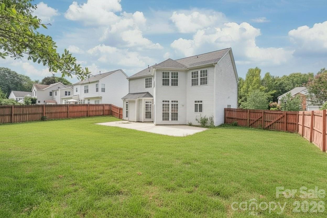 12319 Silveroak Lane — Charlotte