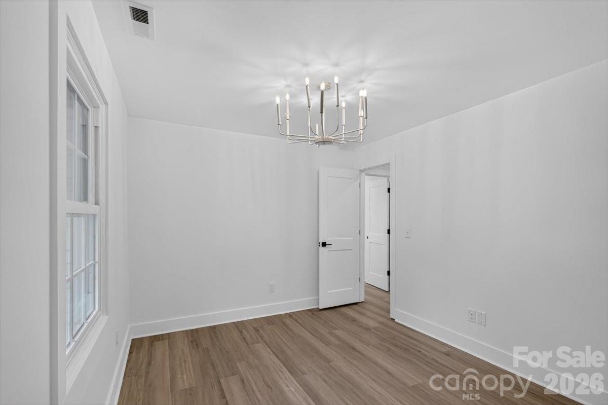 4752 Autumn Leaf Lane — Charlotte