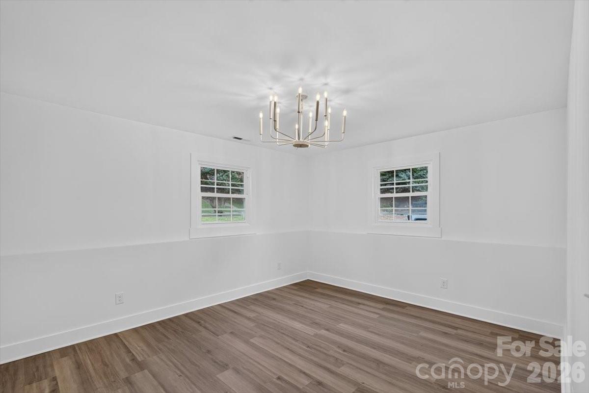 4752 Autumn Leaf Lane — Charlotte
