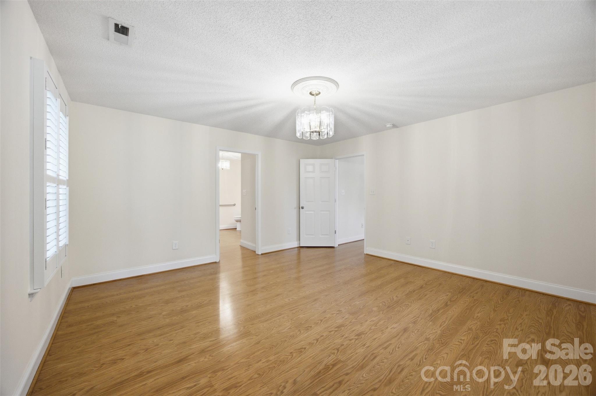 125 Shady Bluff Drive — Gastonia