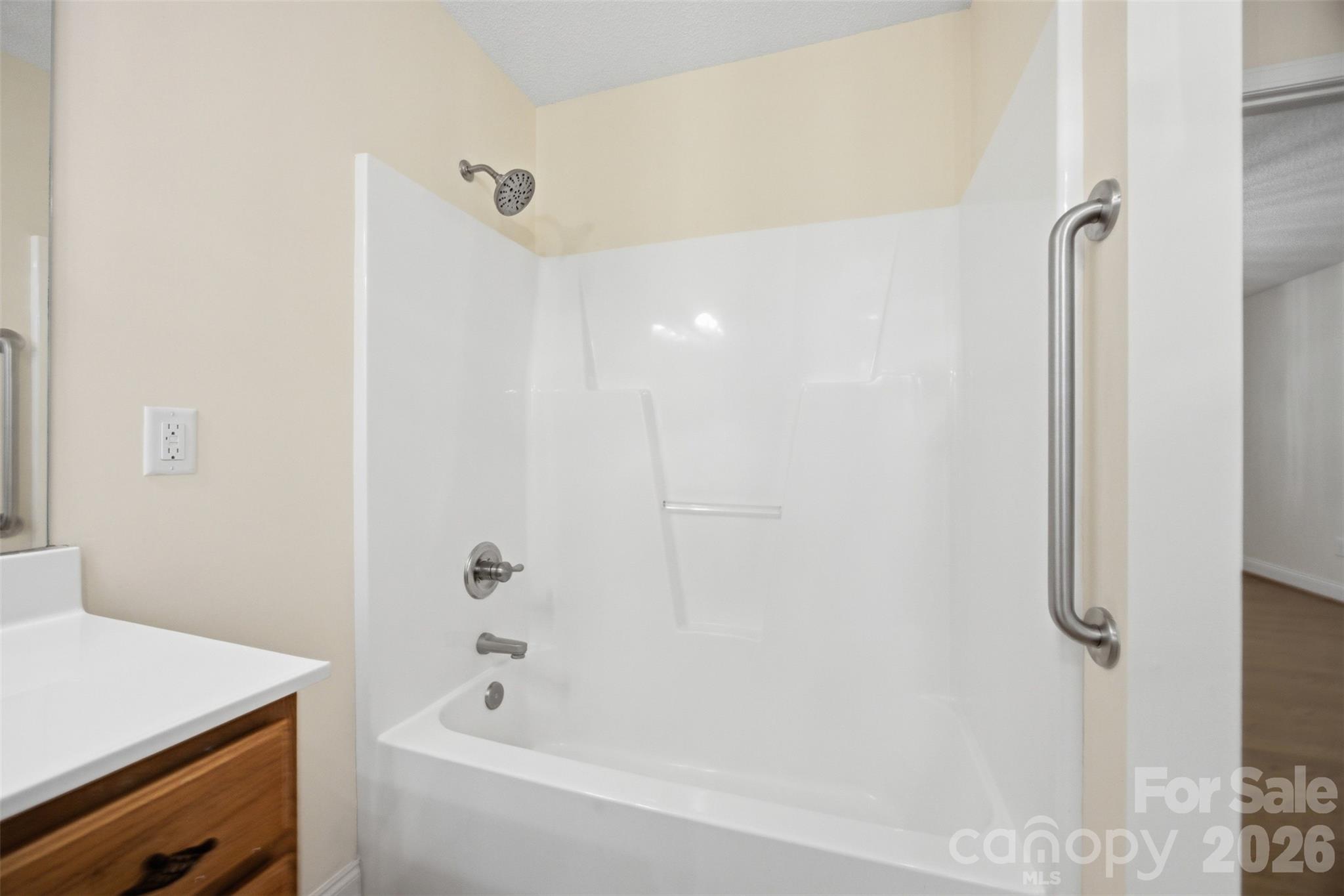 125 Shady Bluff Drive — Gastonia