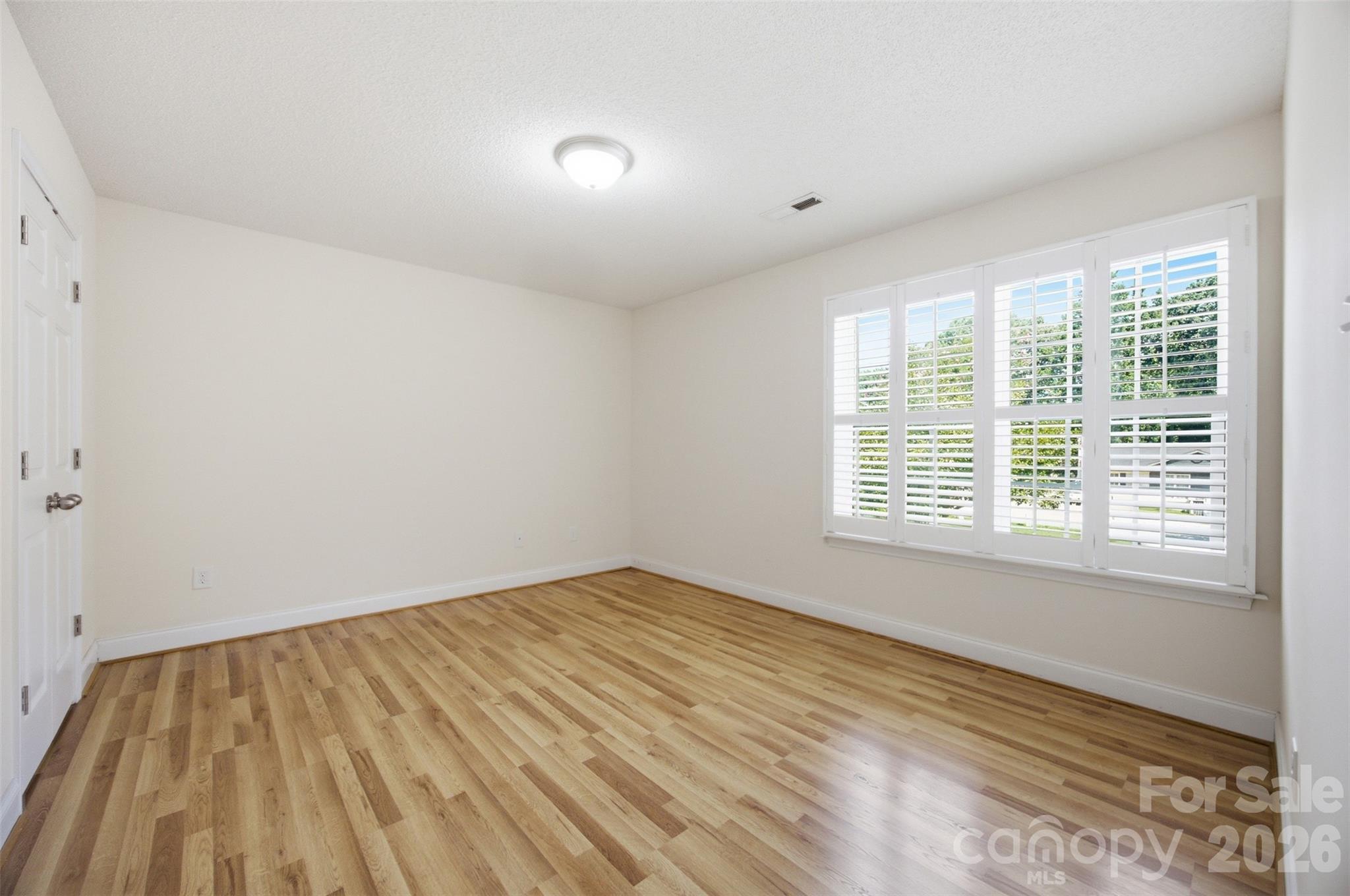 125 Shady Bluff Drive — Gastonia