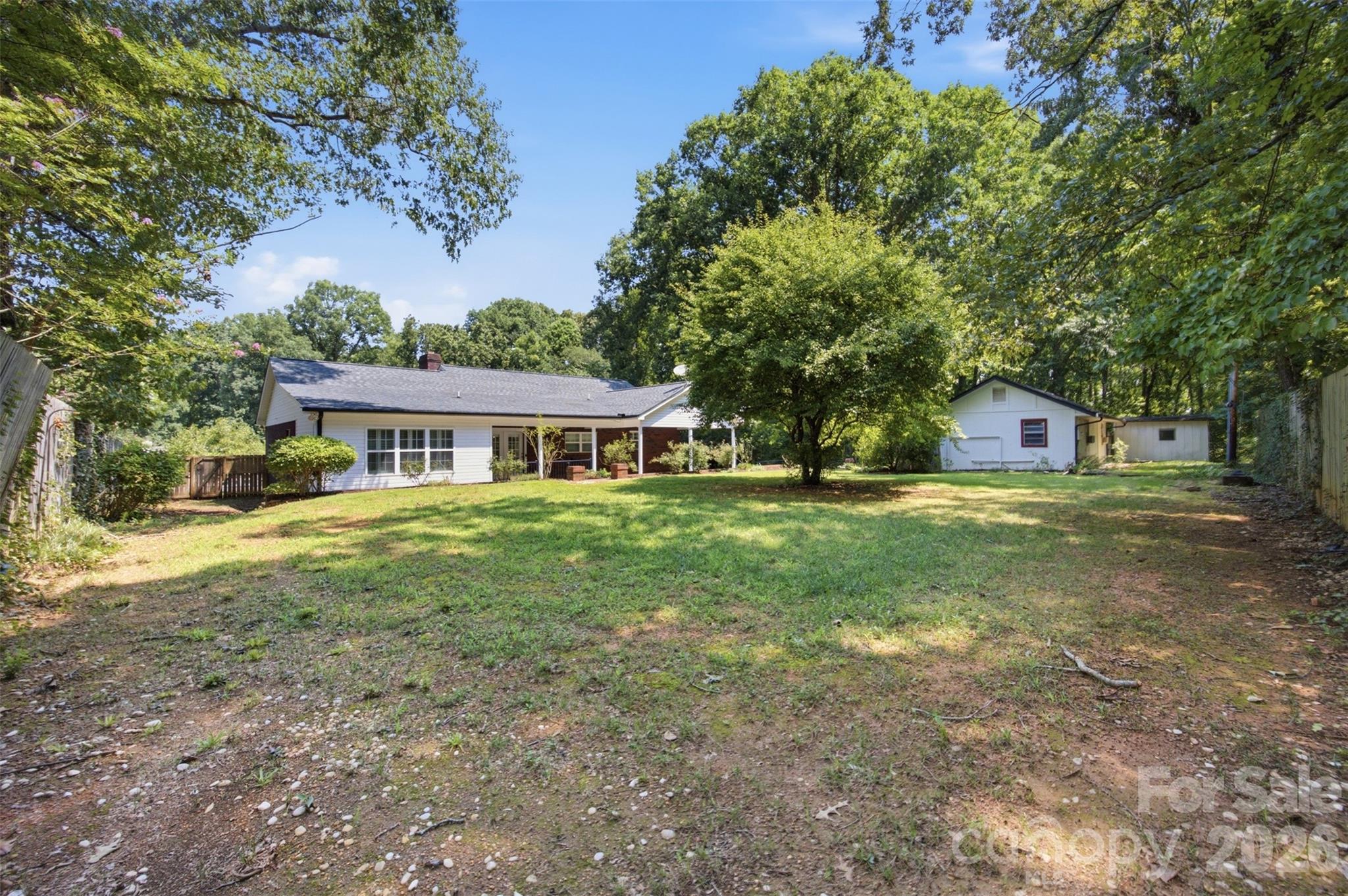 125 Shady Bluff Drive — Gastonia