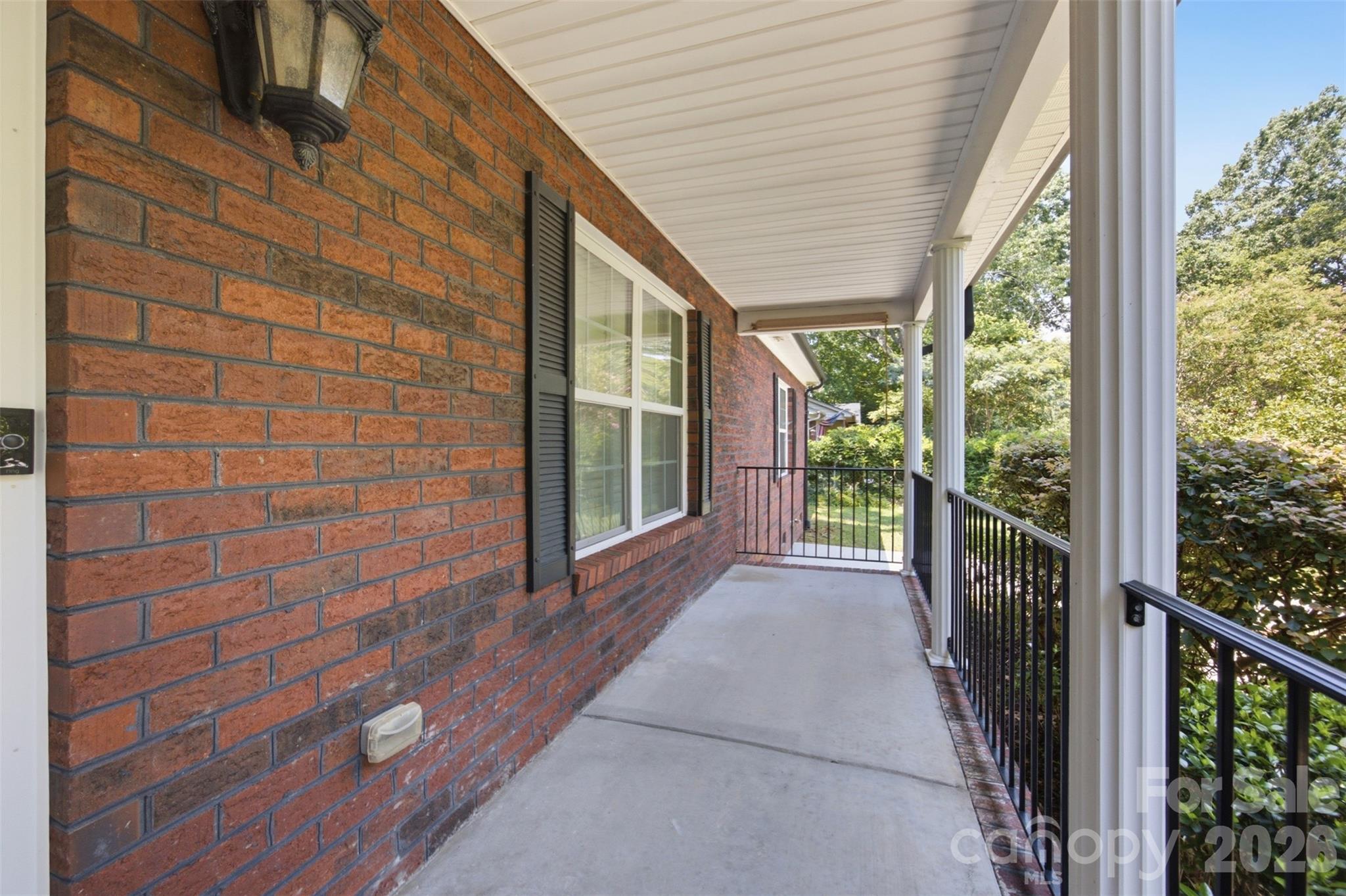 125 Shady Bluff Drive — Gastonia