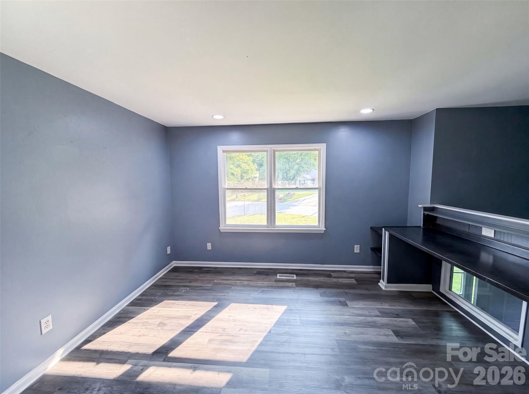 5601 Beaconsfield Road — Charlotte