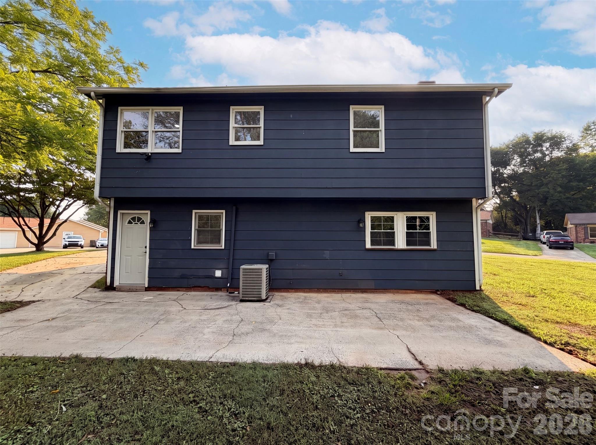 5601 Beaconsfield Road — Charlotte