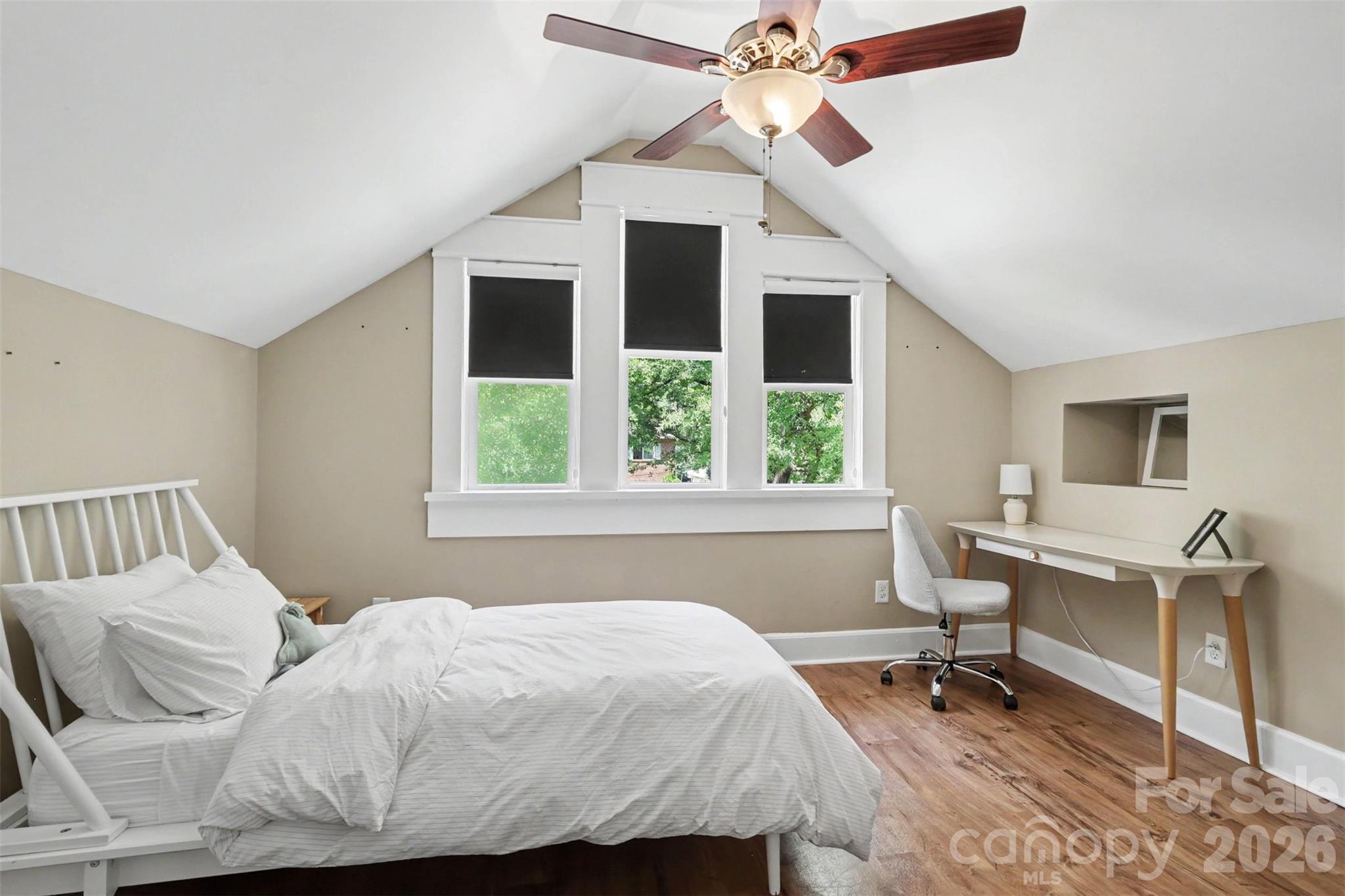 303 Sylvania Avenue — Charlotte