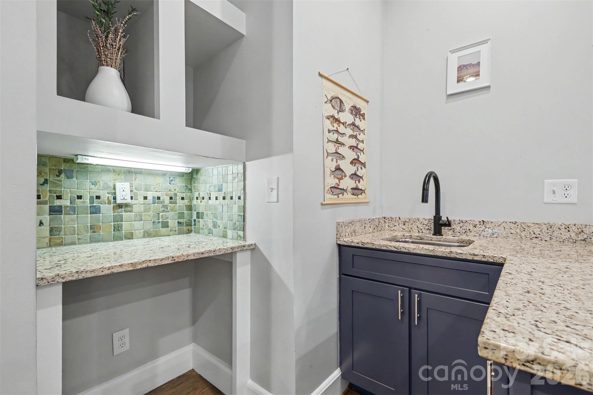 303 Sylvania Avenue — Charlotte