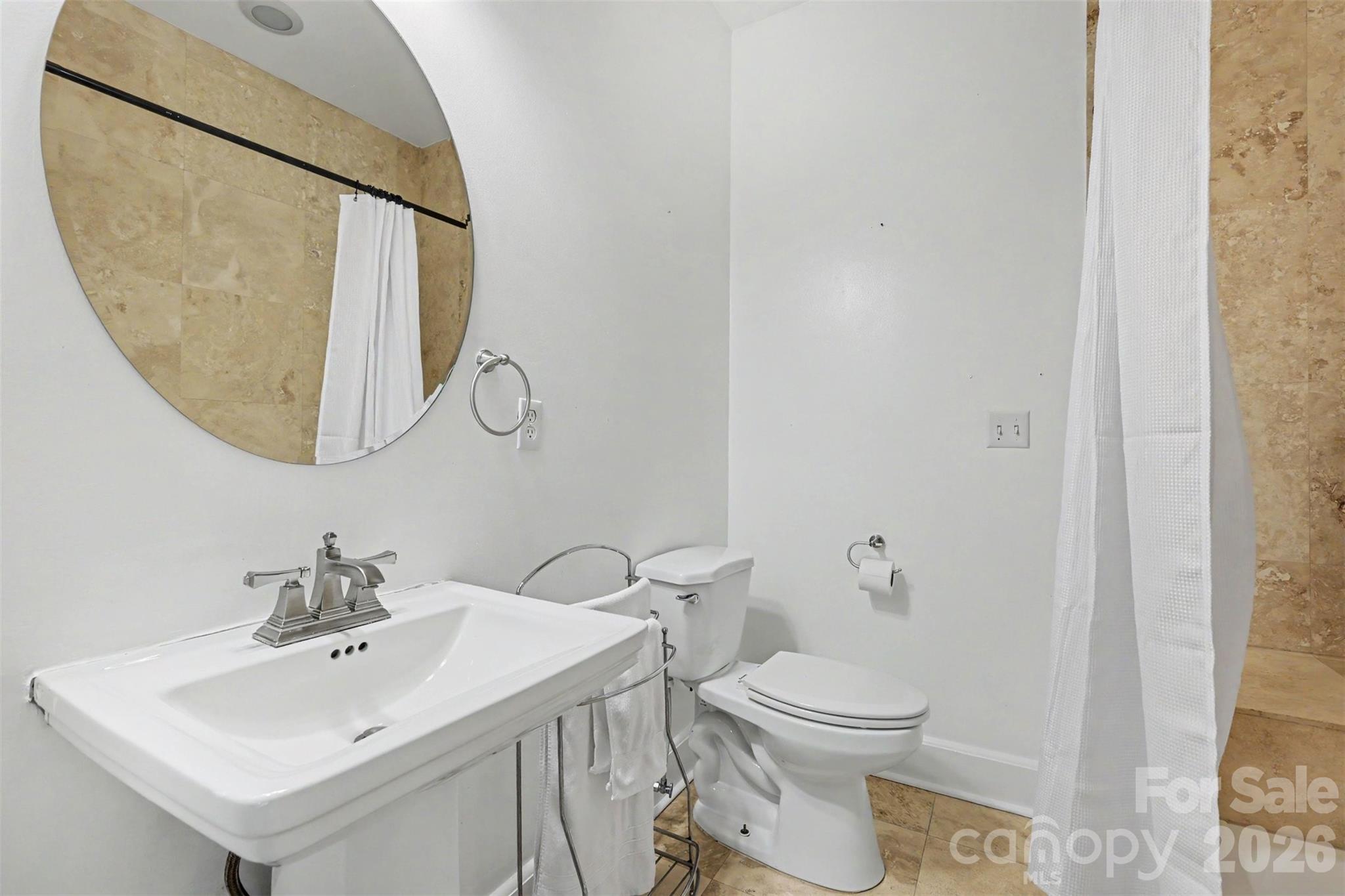 303 Sylvania Avenue — Charlotte
