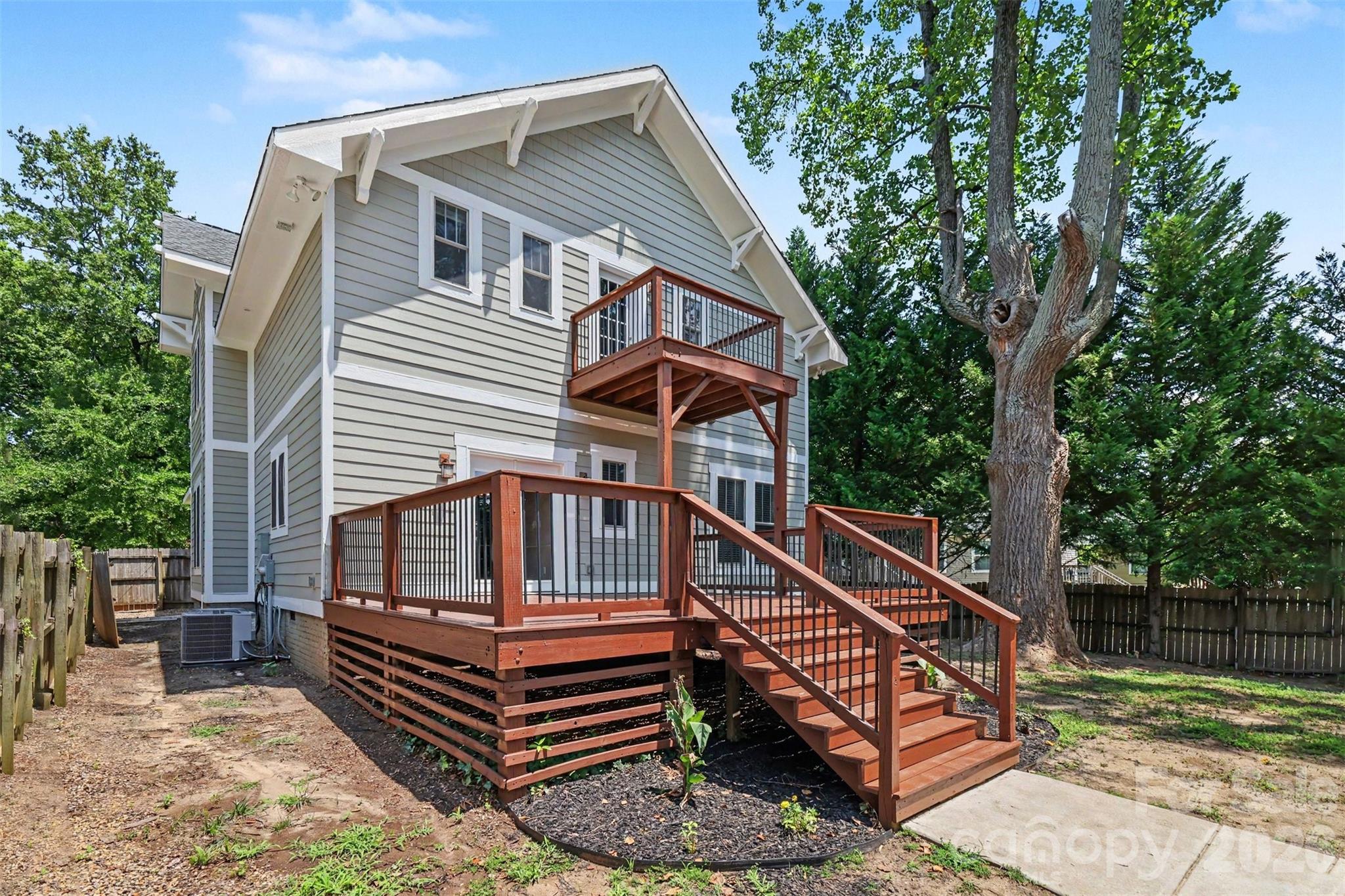 303 Sylvania Avenue — Charlotte