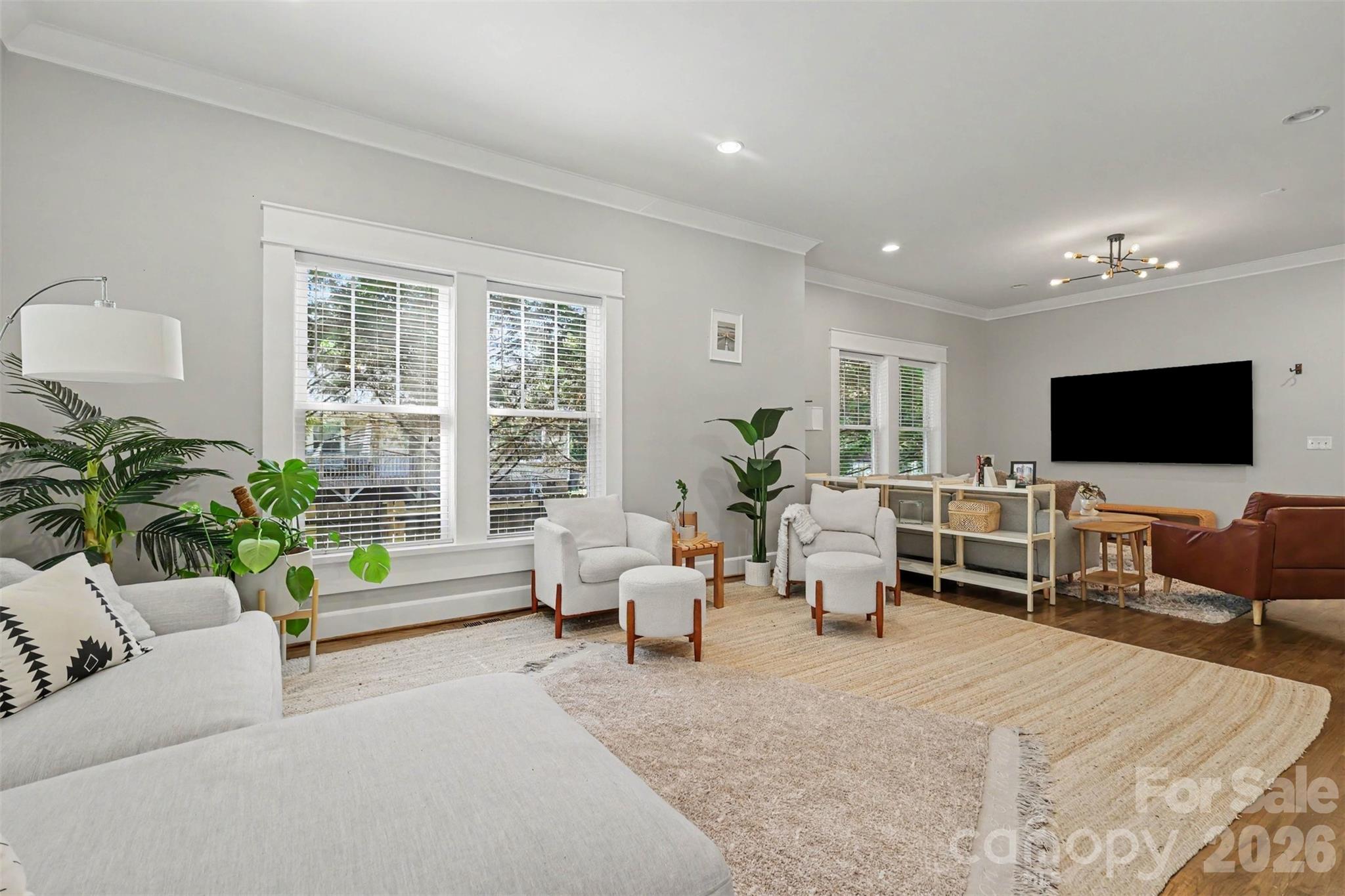 303 Sylvania Avenue — Charlotte