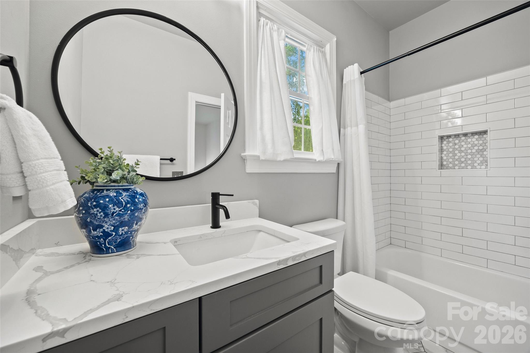 3211 Moores Glen Drive — Charlotte