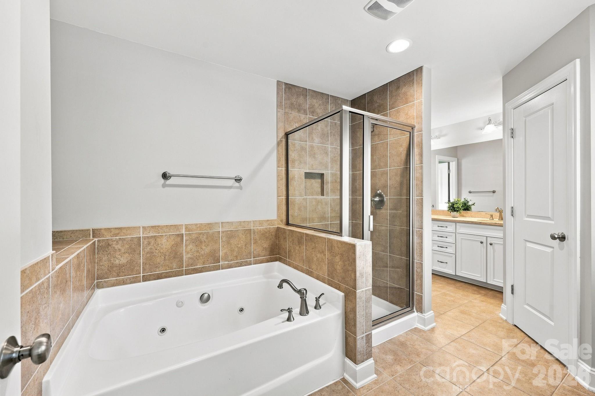 6333 Kennard Drive — Charlotte