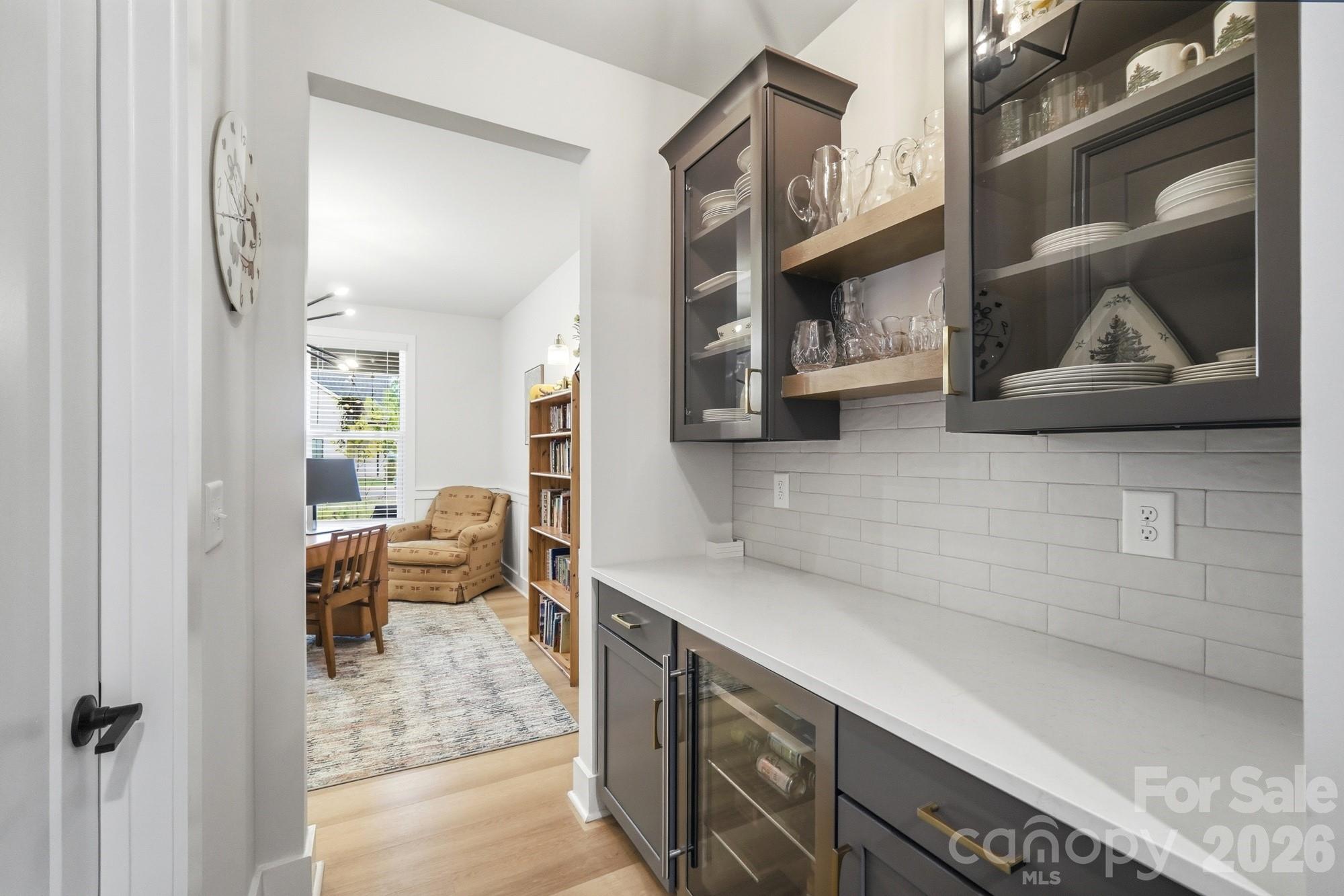 3041 Kinger Lane — Matthews