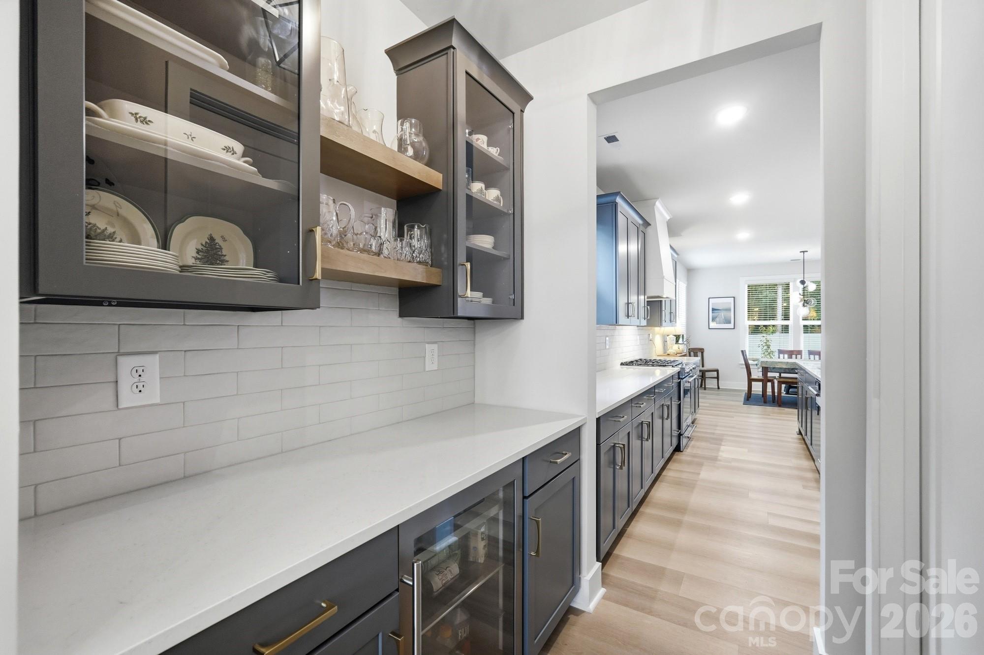 3041 Kinger Lane — Matthews