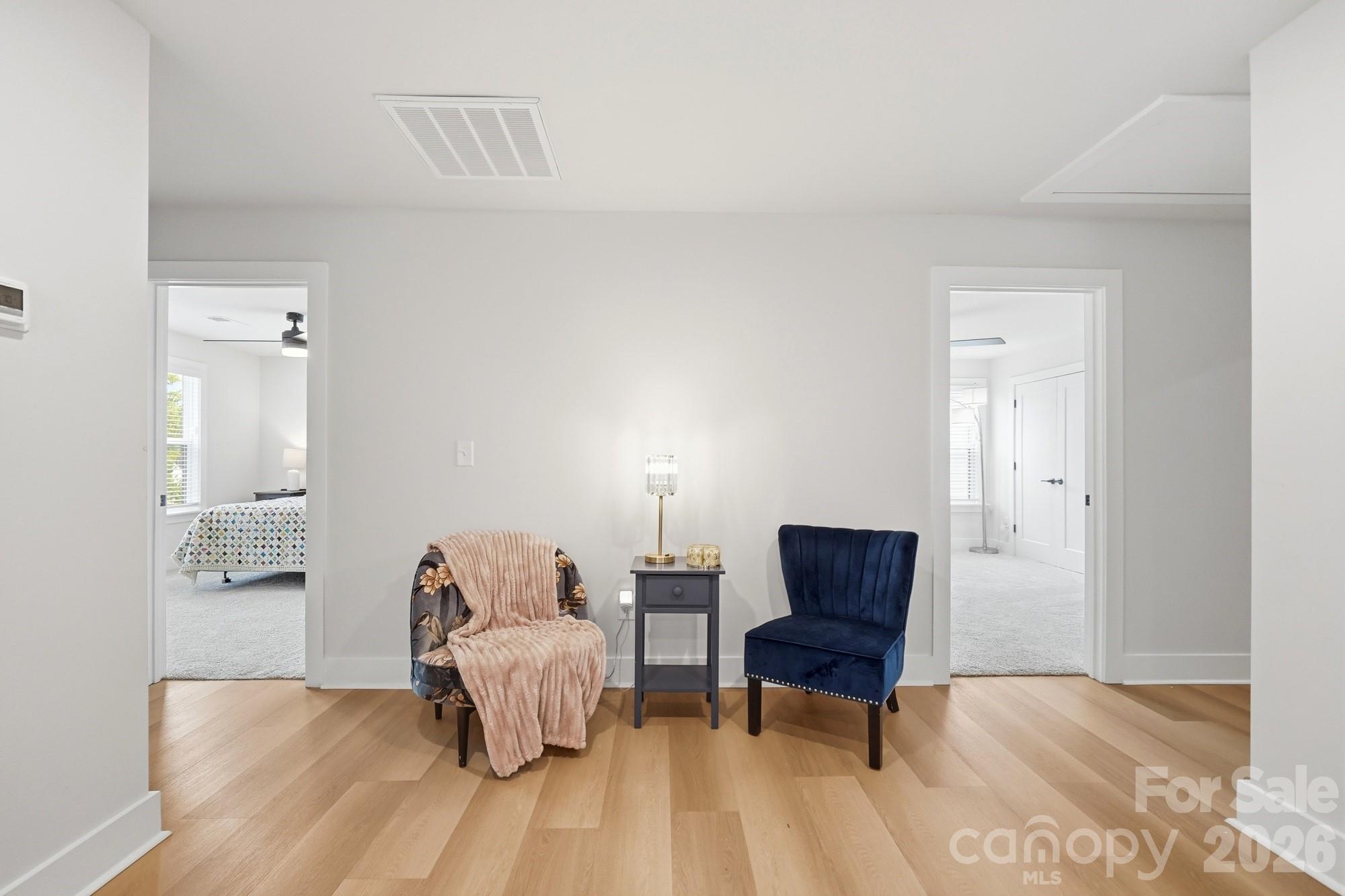 3041 Kinger Lane — Matthews