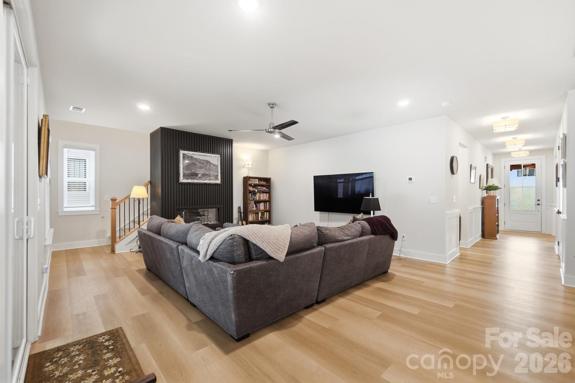 3041 Kinger Lane — Matthews