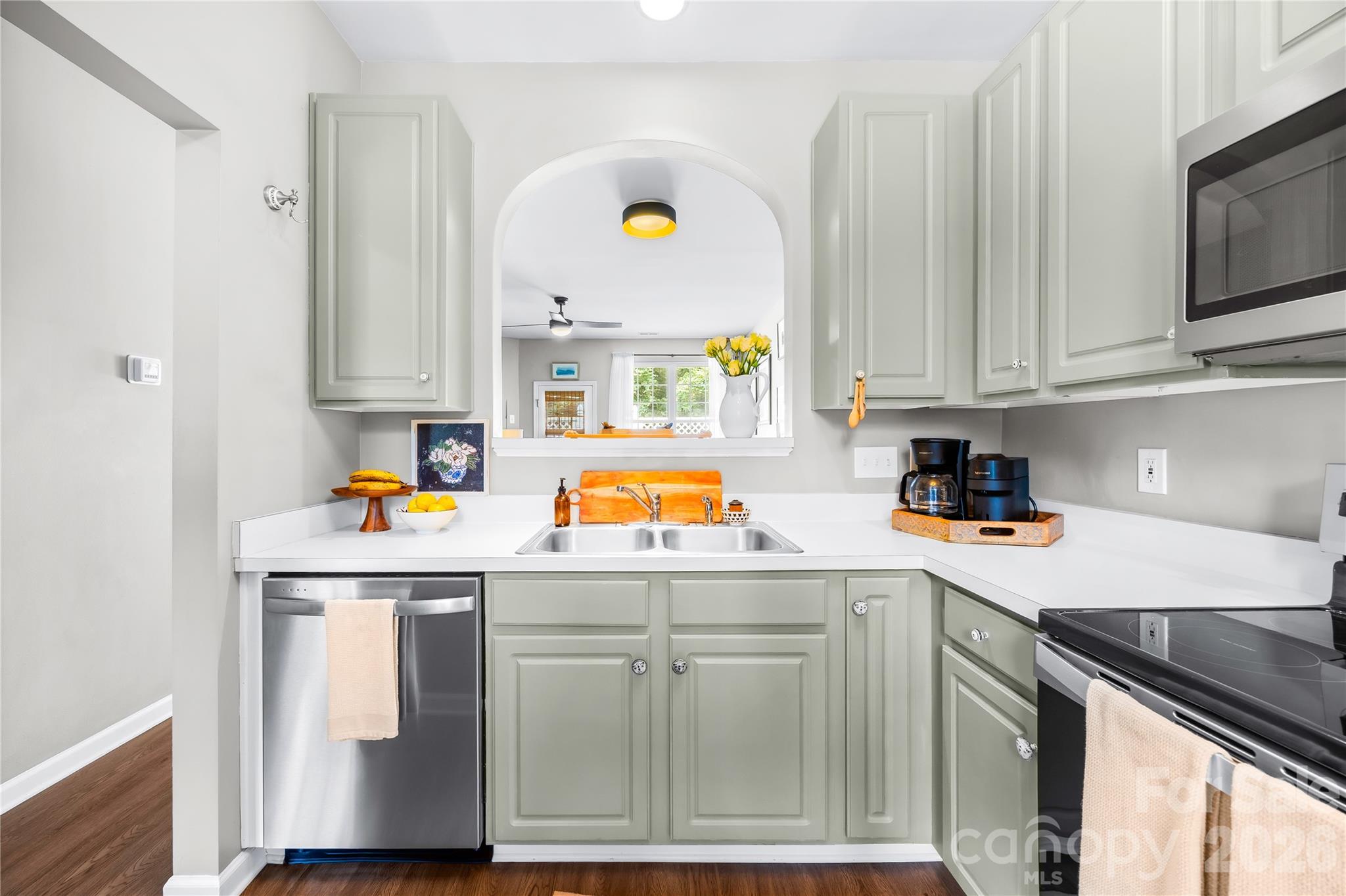 8456 Chaceview Court — Charlotte