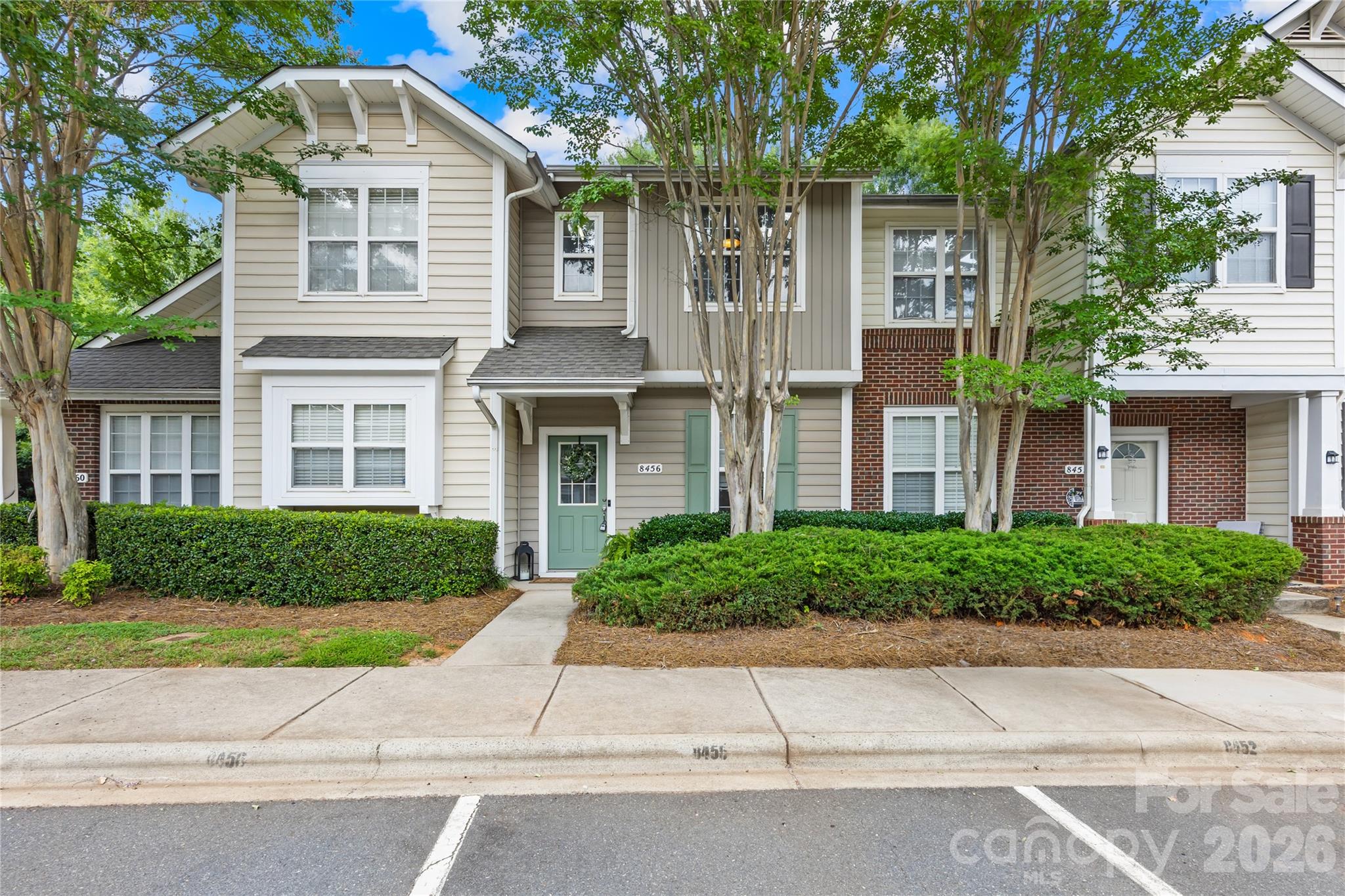 8456 Chaceview Court — Charlotte