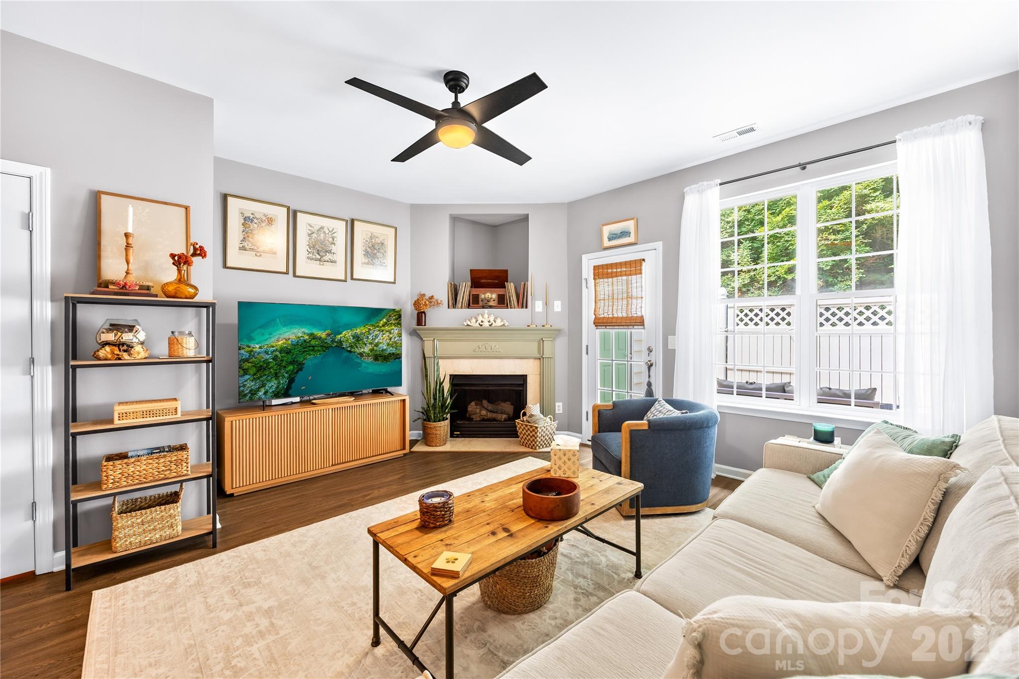 8456 Chaceview Court — Charlotte