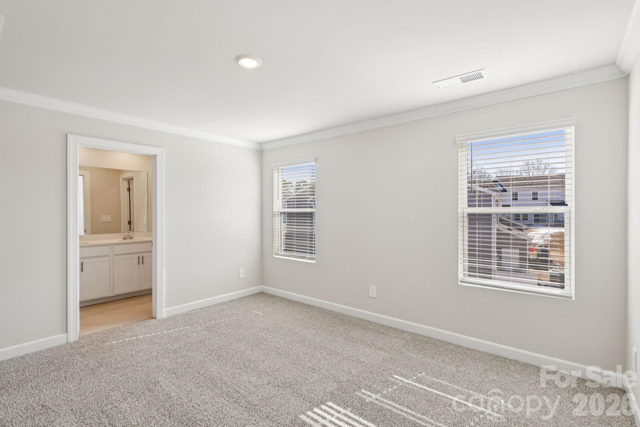 9008 Foggy Brook Loop — Charlotte
