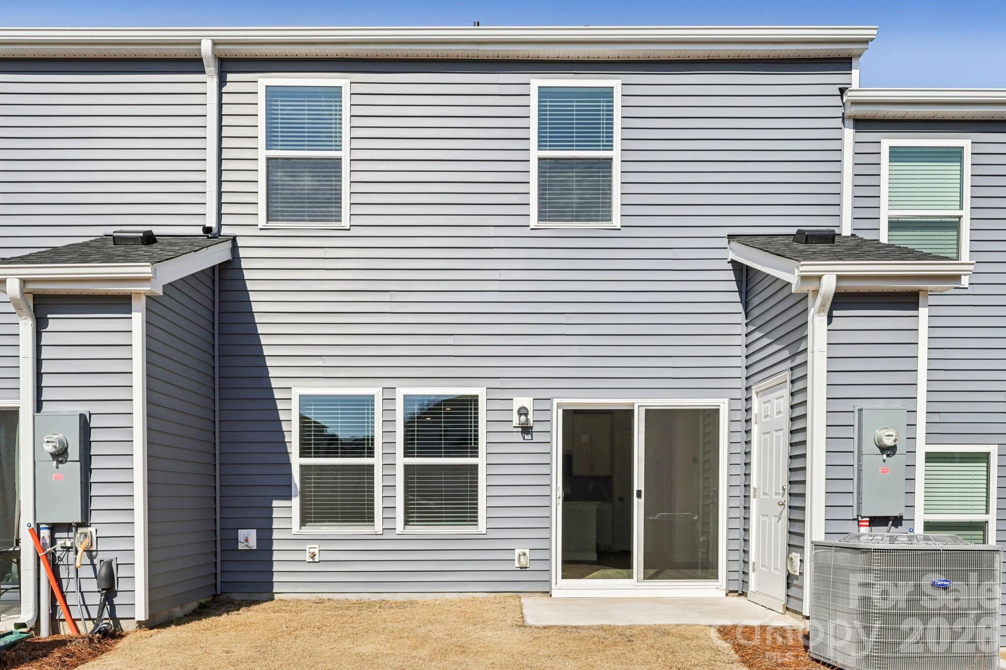 9008 Foggy Brook Loop — Charlotte
