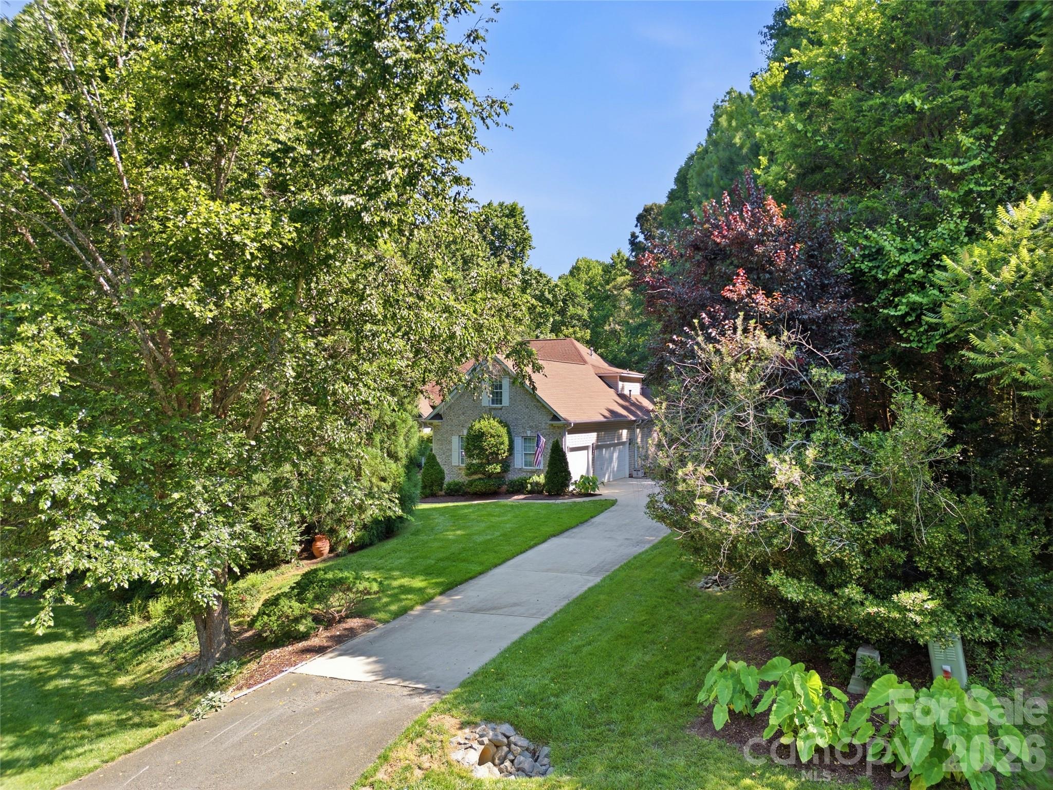 136 Edge Hill Drive — Fort Mill