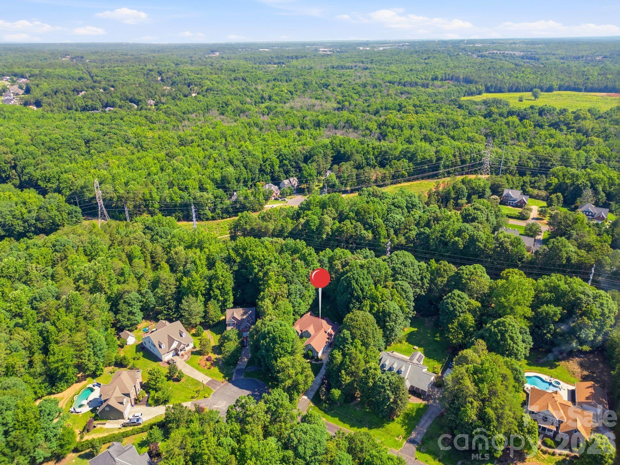 136 Edge Hill Drive — Fort Mill