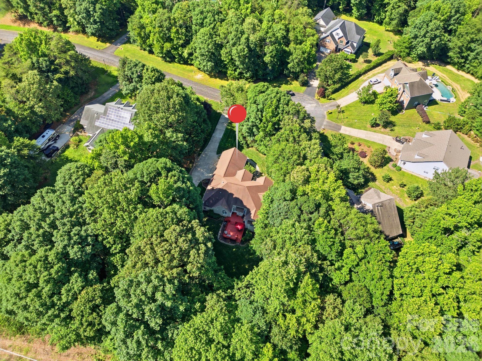 136 Edge Hill Drive — Fort Mill