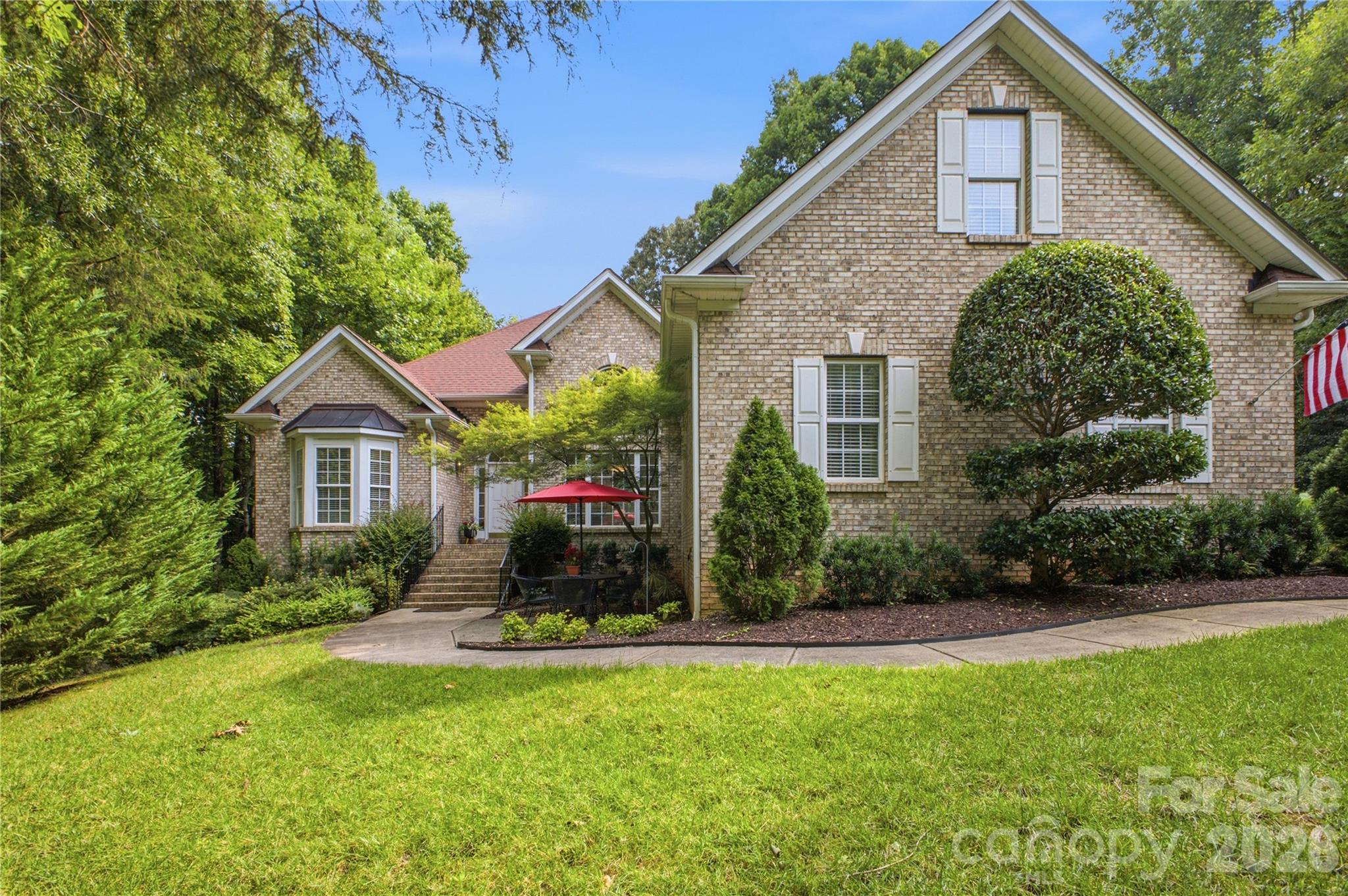 136 Edge Hill Drive — Fort Mill